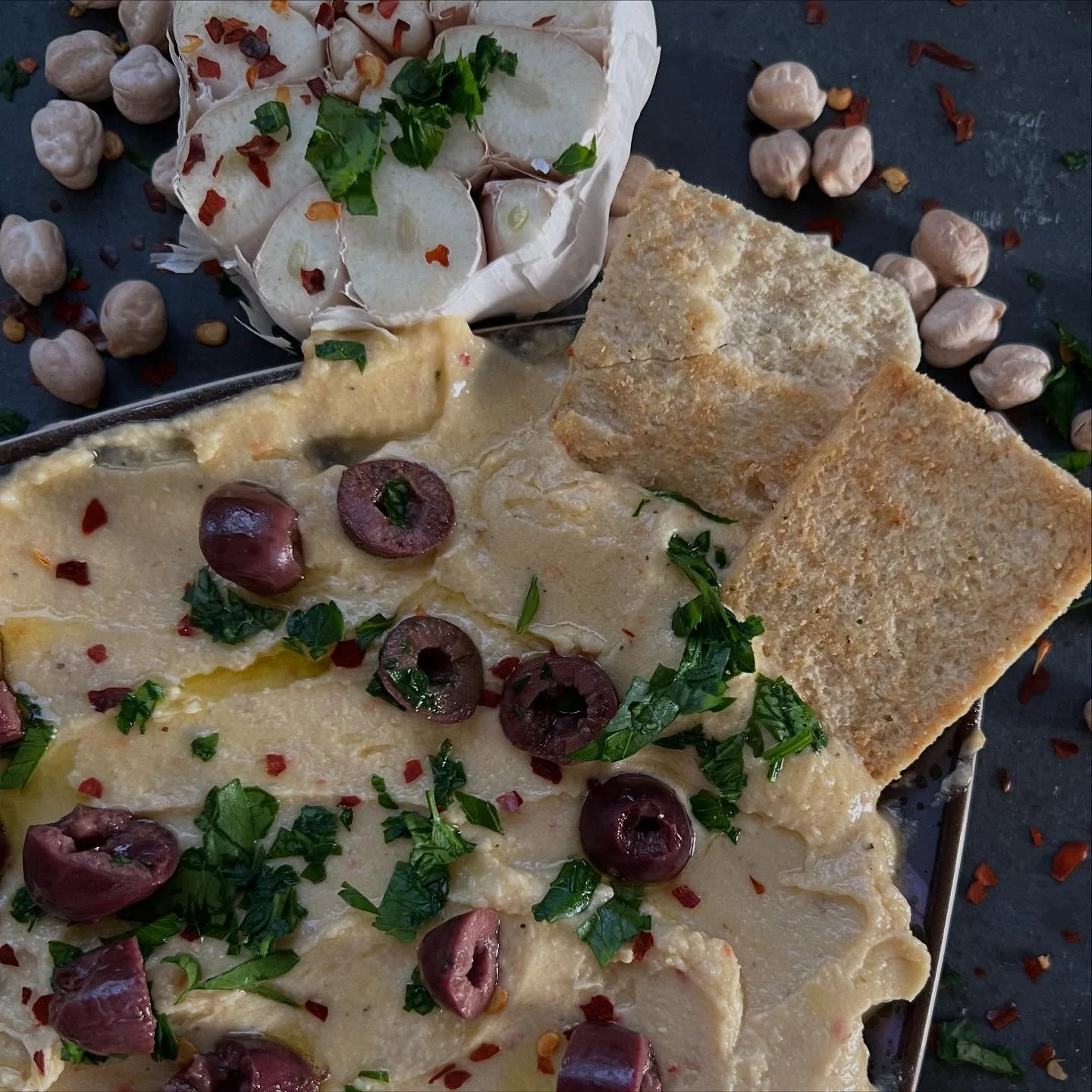 Ava is in the house this Sunday with her FABULOUS Hummus, two varieties in fact. This hummus is made local with all fresh ingredients. Try the traditional or the roasted red pepper. It’s got just the right amount of kick. 
Enjoy @nakedfigfoods