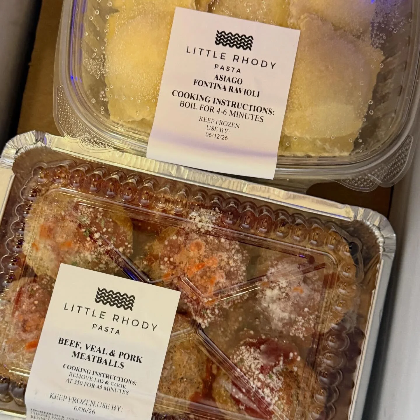 Lots of amazing foods, food products and more today. We are open til 1:30. Come se us.

&mdash;☘️☘️☘️☘️☘️☘️☘️☘️&mdash;
⏰ Sunday from 10am - 1:30pm
📍Tiverton Middle School
10 Quintal Drive, Tiverton, RI 02878. 

🚗 Free and open to the public. Plenti