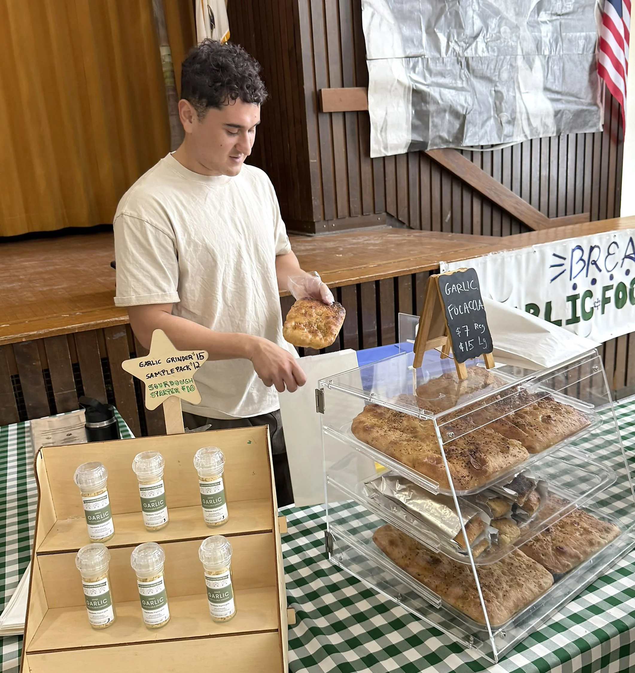 TFM_1024 Saunderstoen Garlic -300dpi.jpg