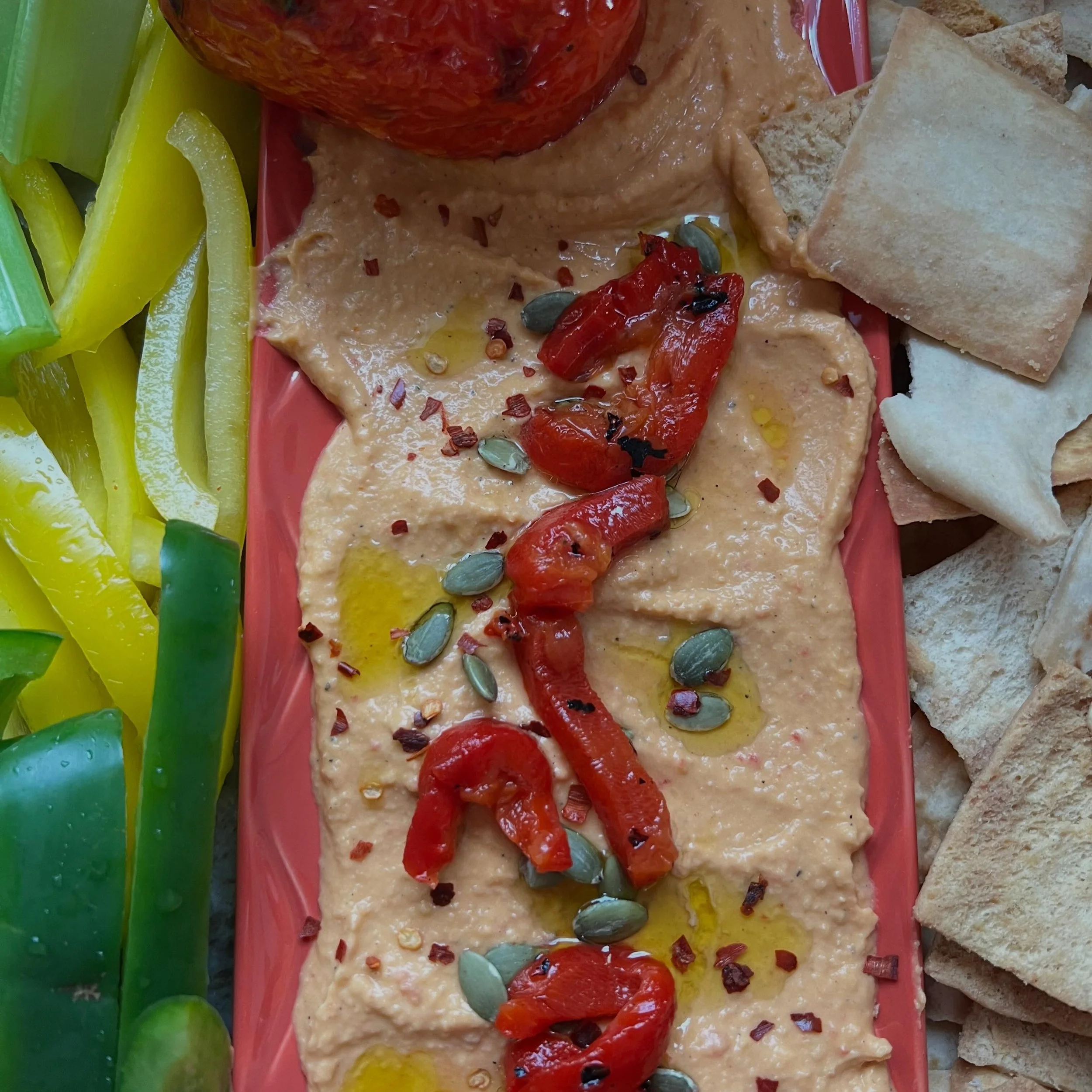 @nakedfigfoods is back this Sunday with her amazing Hummus. Slide on over and meet Ava, owner and head Chic (Pea) at The Naked Fig. 

You can sample the hummus and decide which flavor you like best. Roasted Red pepper is our favorite. Buy both and tr
