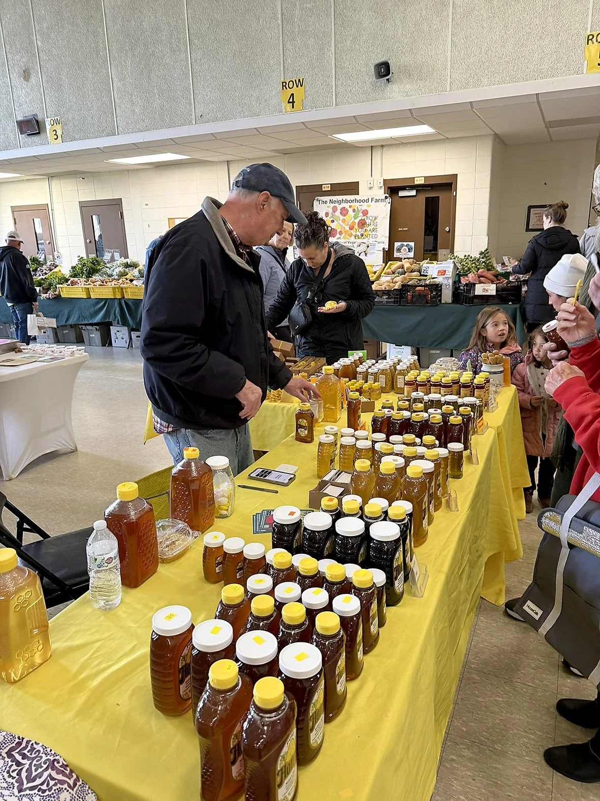 TFM Netties Bees Honey_6663 150dpi.jpg