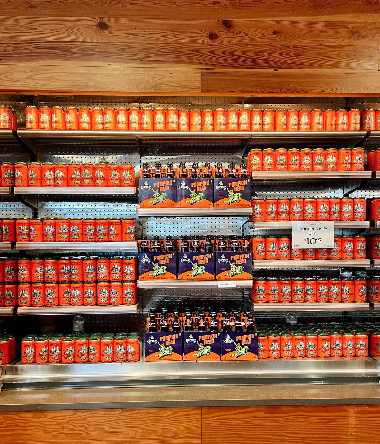 This display is saying it can be Fall now. 🎃 Find our Franklin Castle Pumpkin Spice Ale for all those pumpkin vibes. 🍂🍻 #beerforpeople #marketgardenbrewery #ohiocraftbeer