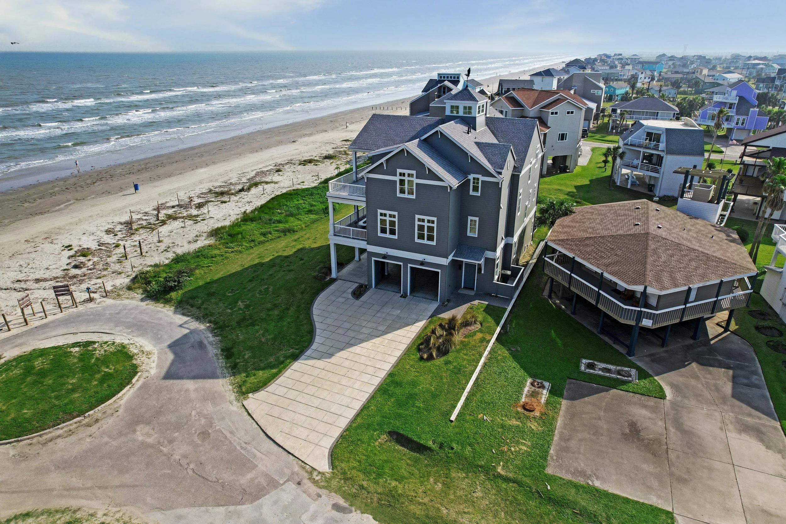 Pelican 4239 Aerial 74_1_1.jpg