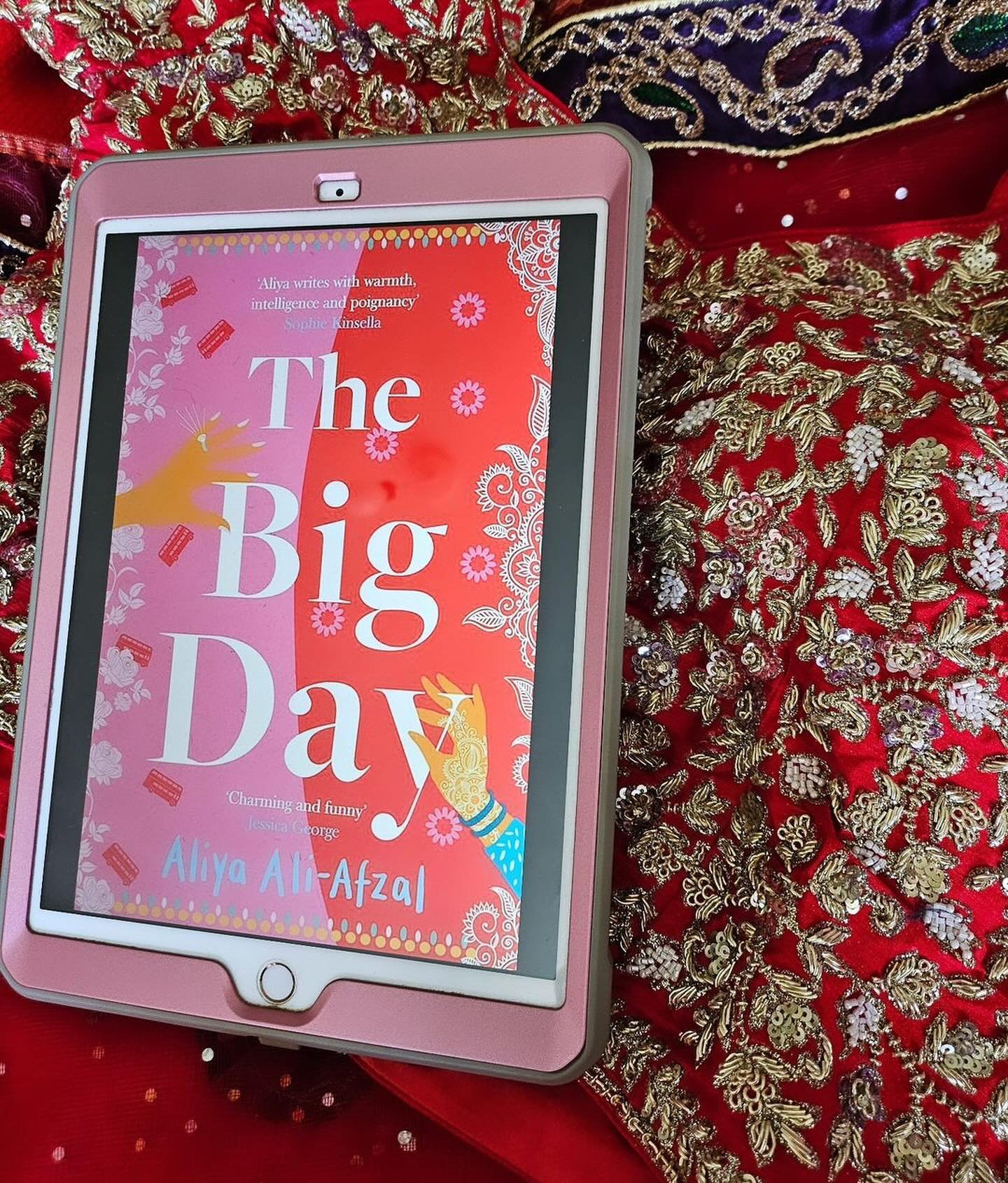 Thank you @on_nims_bookshelf ❤️ 
Book review - No spoilers 
The Big Day by Aliya Ali-Afzal
.
Noor has never been interested in marriage, even scoffed at the idea of it, no matter what the aunties say; the trauma of her parents divorce has still has a