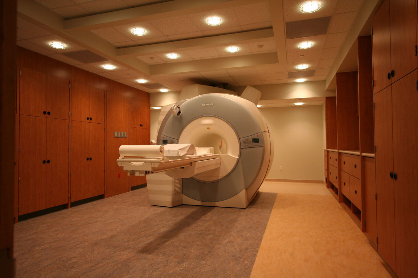 THR MRI 01.jpg