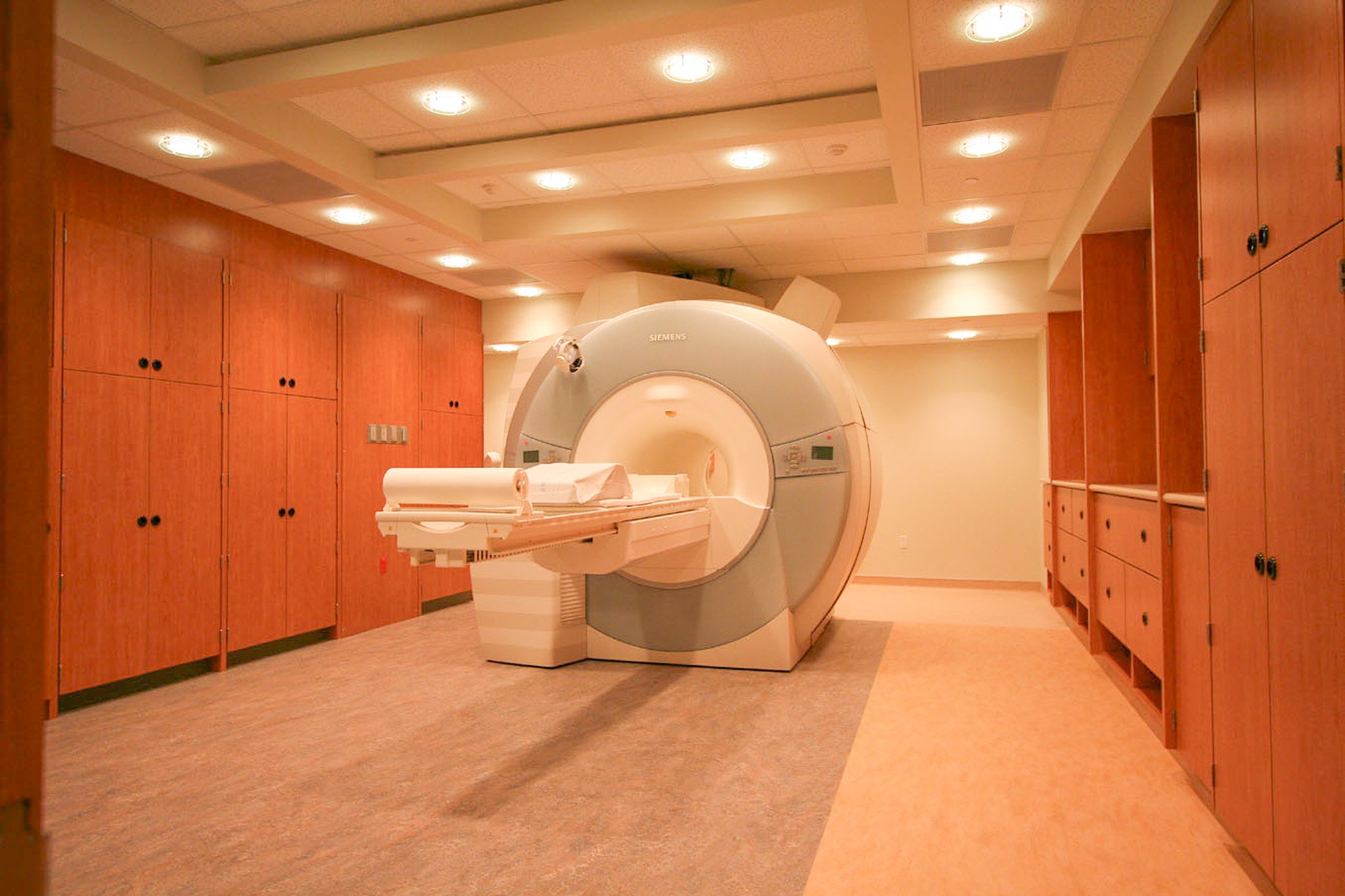 THR MRI 01.jpg