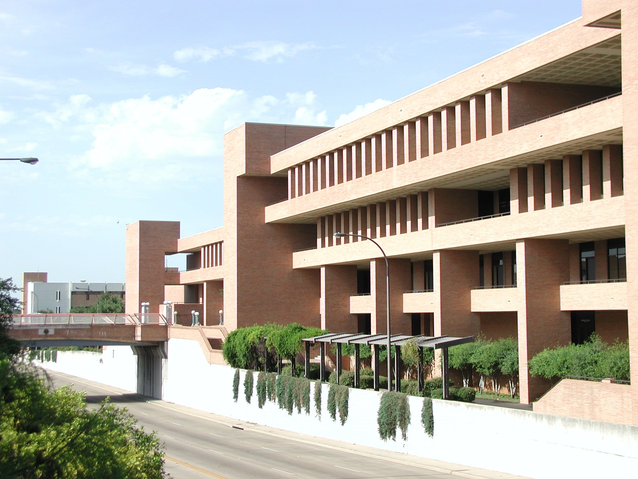 UTA Fine Arts Building