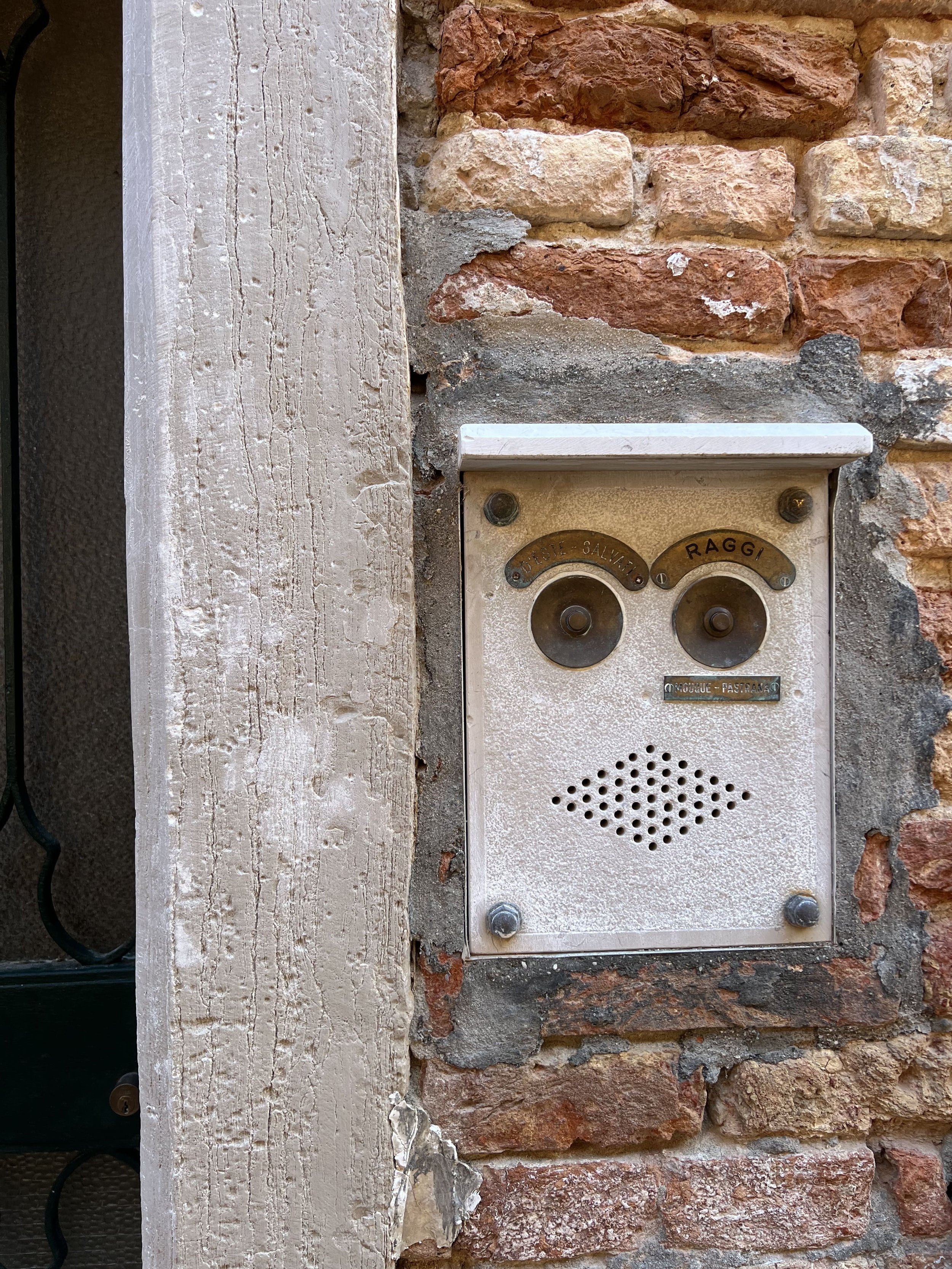 Face-1.jpeg