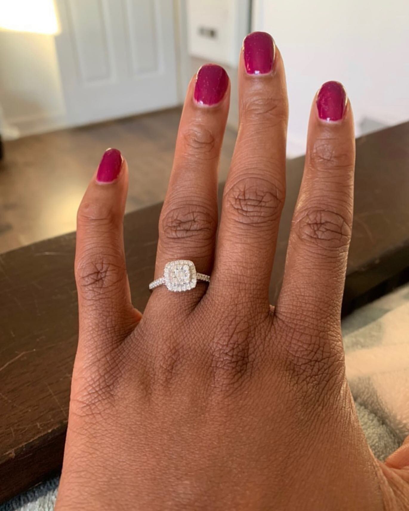 ⁣Just want to celebrate my client for her recent engagement 🎉🎉⠀
⠀
5 months ago she came to me because she had reached her wits end.⠀
⠀
She was accepting scraps from men and wondering why they would never give her the full package.⠀
⠀
She wasn&rsquo