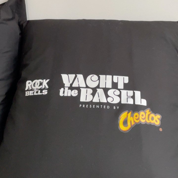 We made these custom pillows in two days rush to get it to Miami in time! ๐ด
Custom pillows for Rock the Bells: Yacht the Basel presented by Cheetos
#custompillows #pillows #cheetos #rockthebells #yachtthebasel