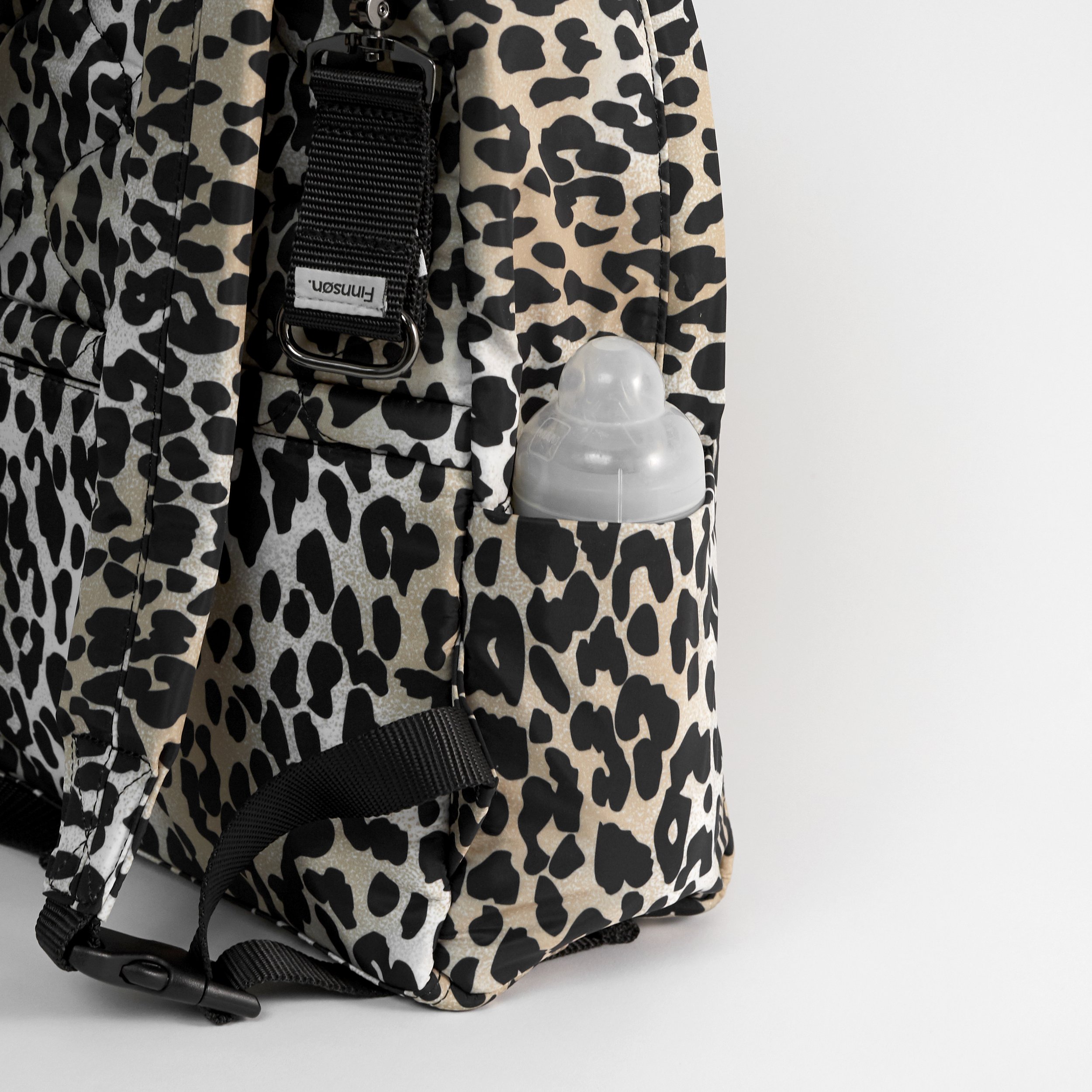 SELBY Eco Changing Bag - Leopard — Finnsøn ™ Sustainable changing bags and  accessories for eco-conscious parents