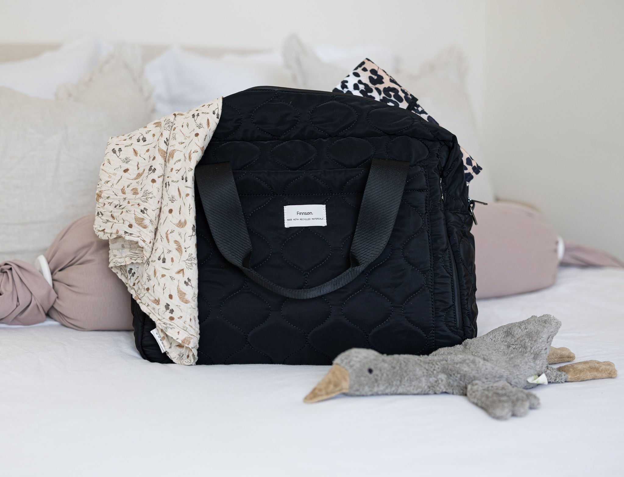 Baby changing bags to take to hospital — Finnsøn ™ Sustainable changing