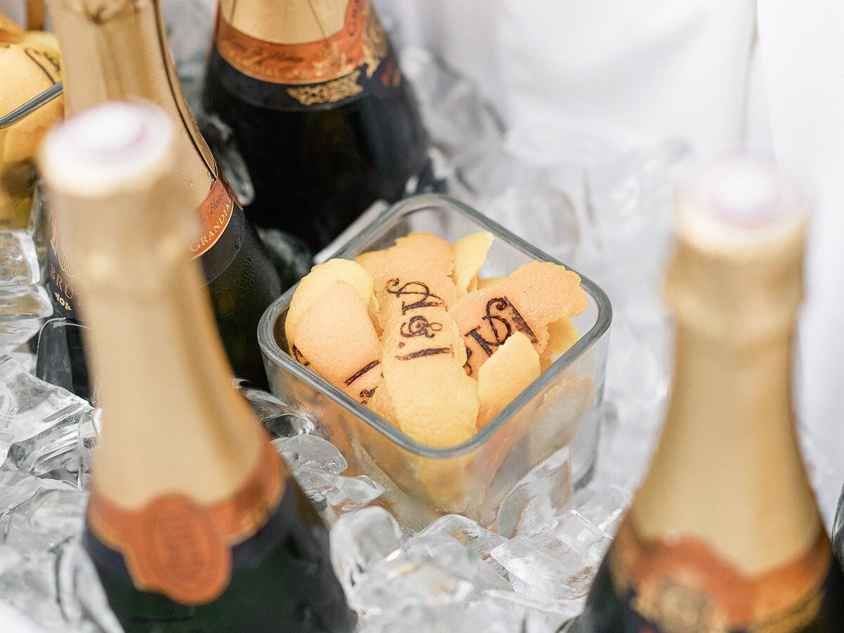 The tiniest of details can make the biggest statement. 🥂 All of the little details add together to create a memorable experience for you and your guests on your big day! 

Branded orange peels in your signature cocktails that match your wedding stat