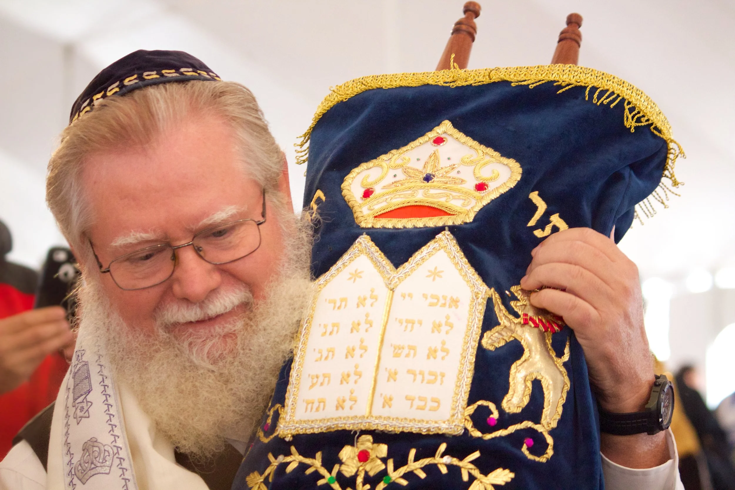 Lion Lamb Ministries