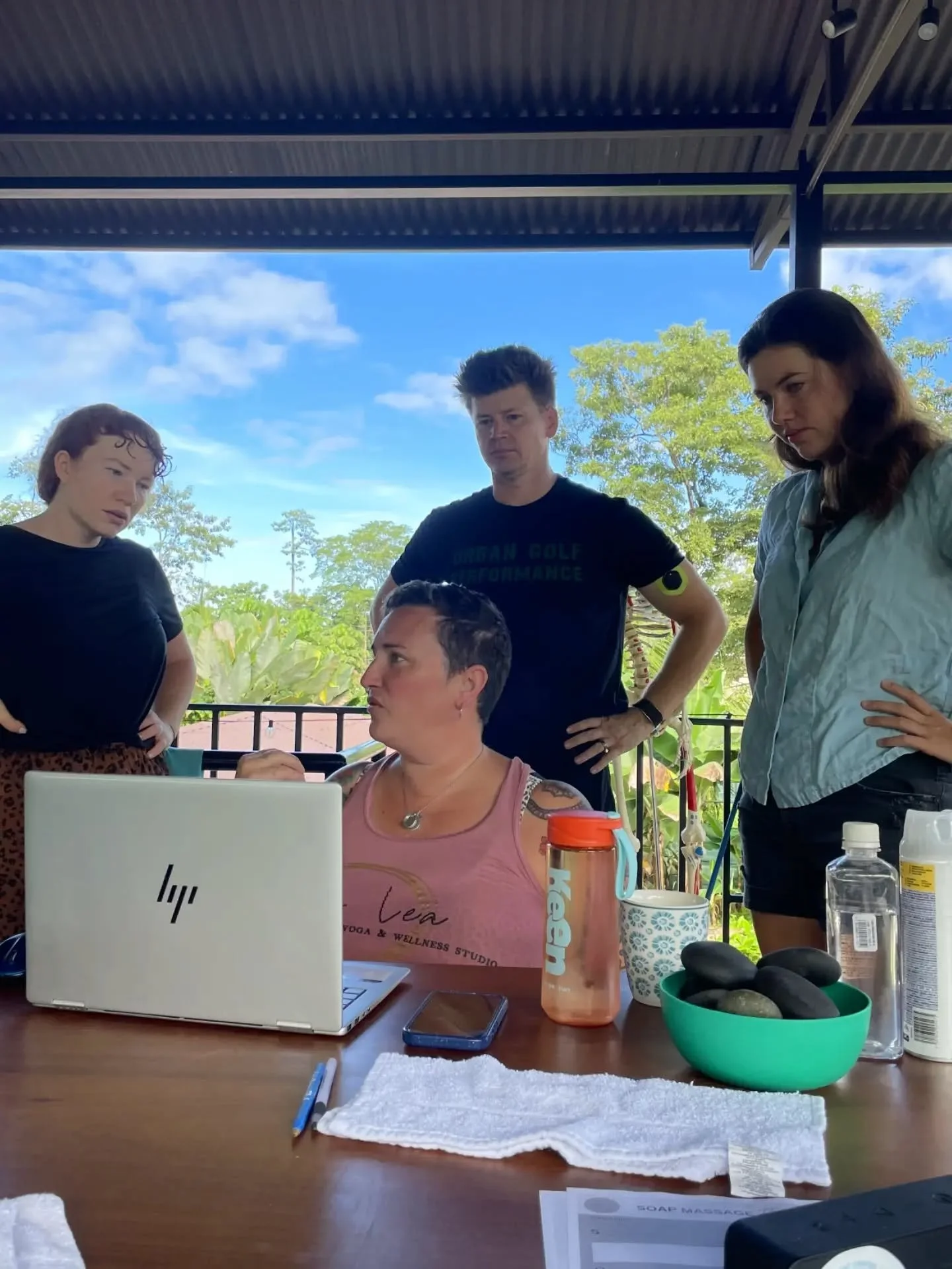 A day in the classroom: Contatto Wellness edition ☀️🌴🌊

#MassageSchool #MassageTraining #LearnMassage #CostaRicaMassageSchool #StudyinCostaRica