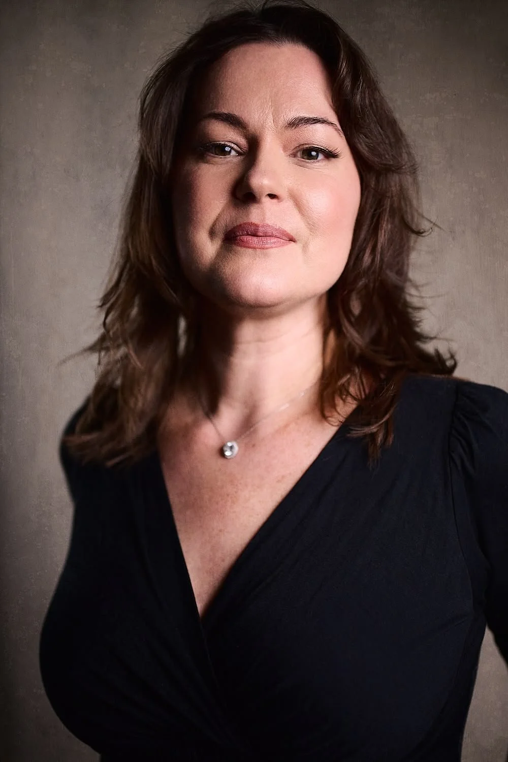 Portrait of opera singer shot by Chris Henry Photography