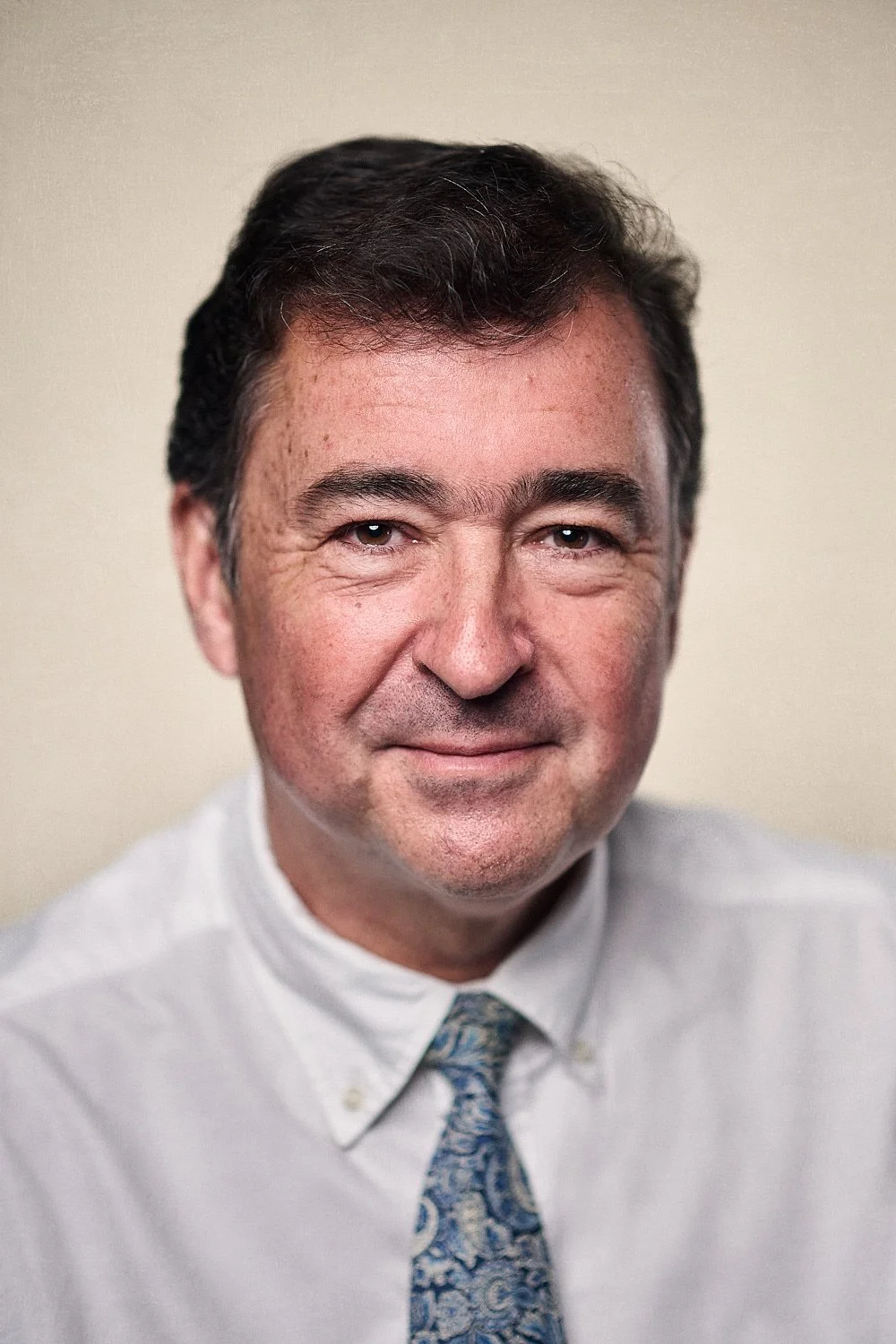 male_corporate_headshot_Folkestone_6.jpg