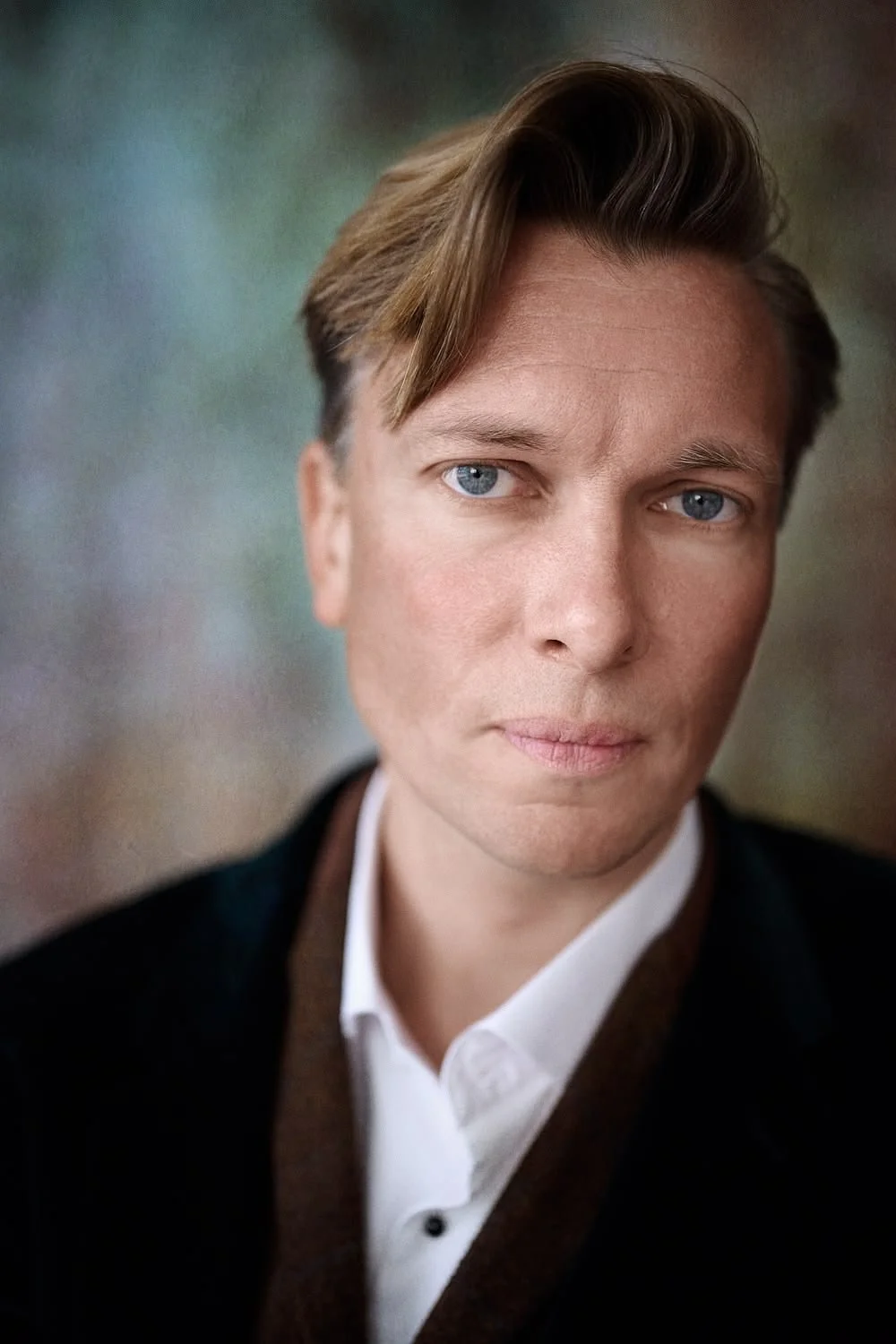 male_actor_portfolio_photograph_1.jpg