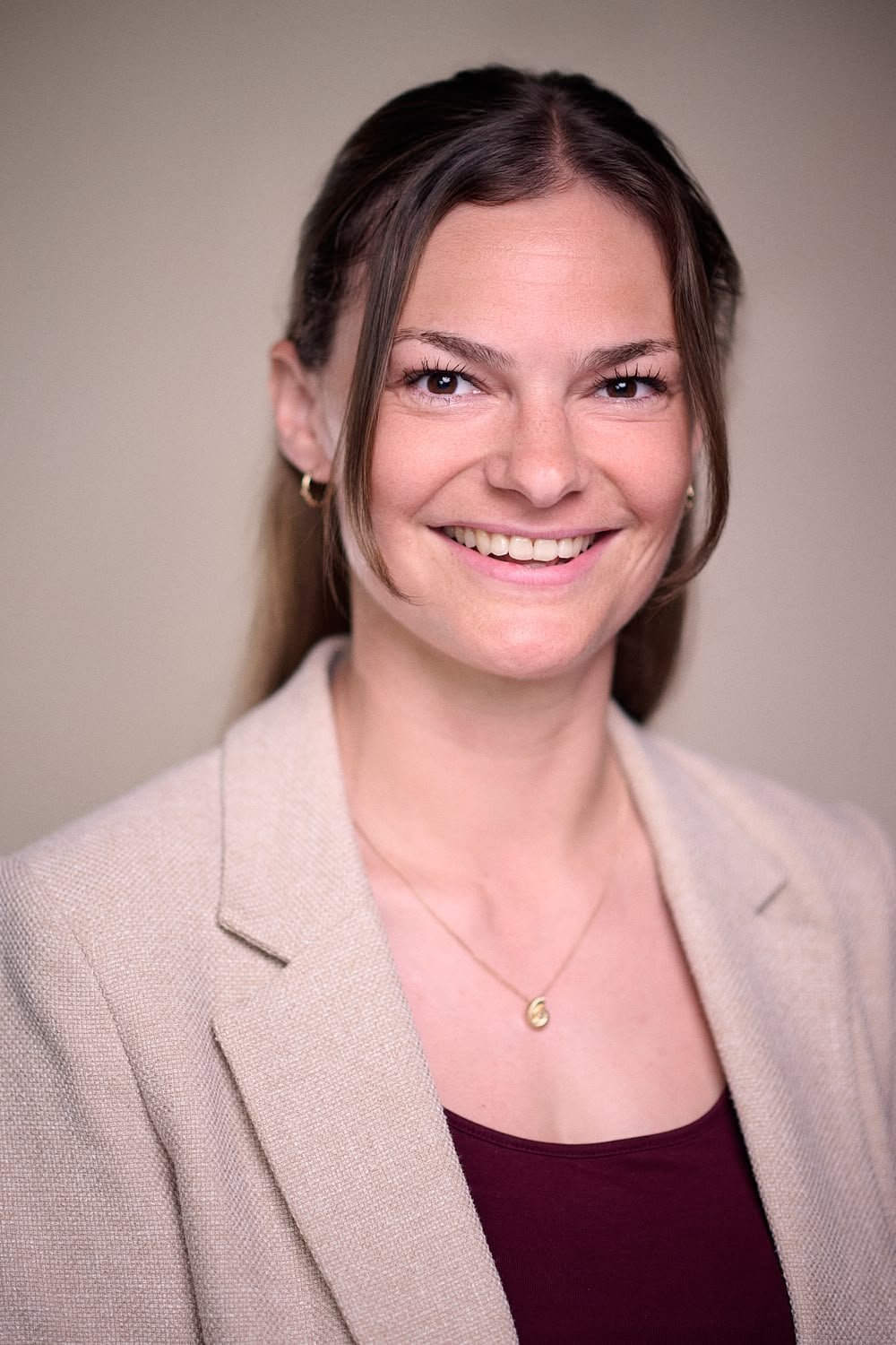 Female businesswoman photographed by Chris Henry Photography