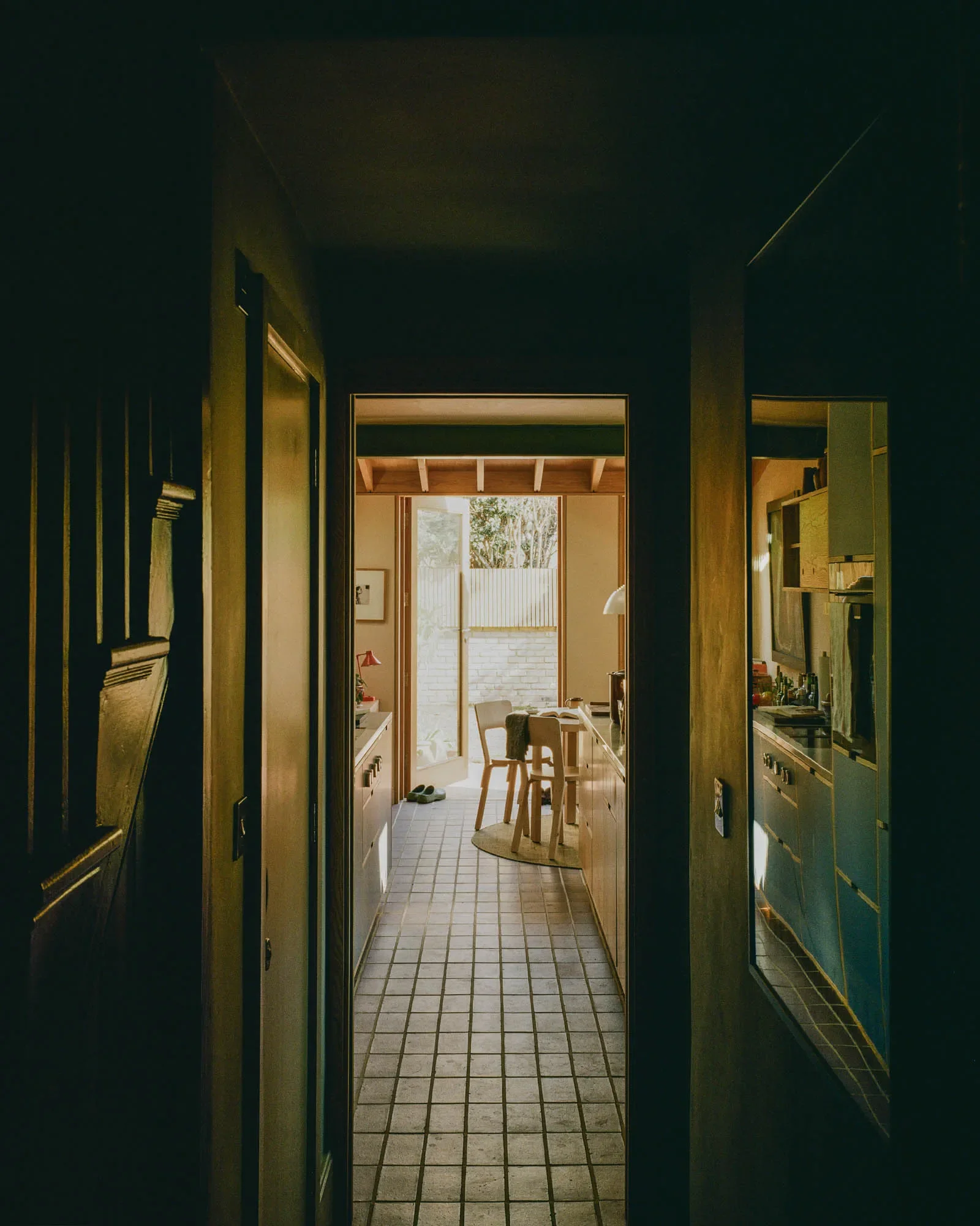View from hall looking towards the kitchen and dining space © Owen Vidler