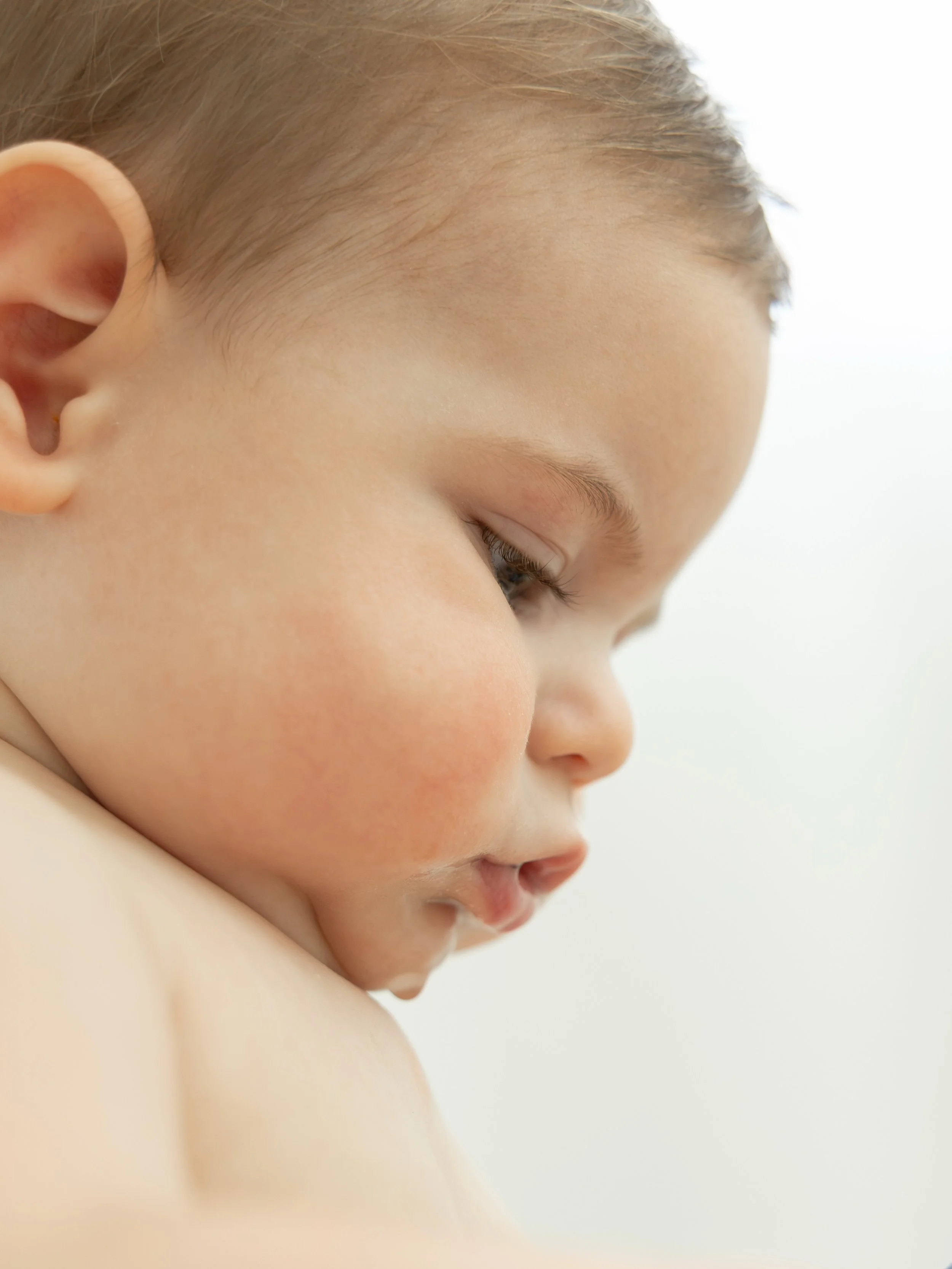 faq: what exactly is a sitter session?

it&rsquo;s designed to capture that fun stage when your baby is sitting independently, but hasn&rsquo;t quite started walking yet. not a newborn, but not quite yet a toddler, typically around 6 - 9 months. 

th