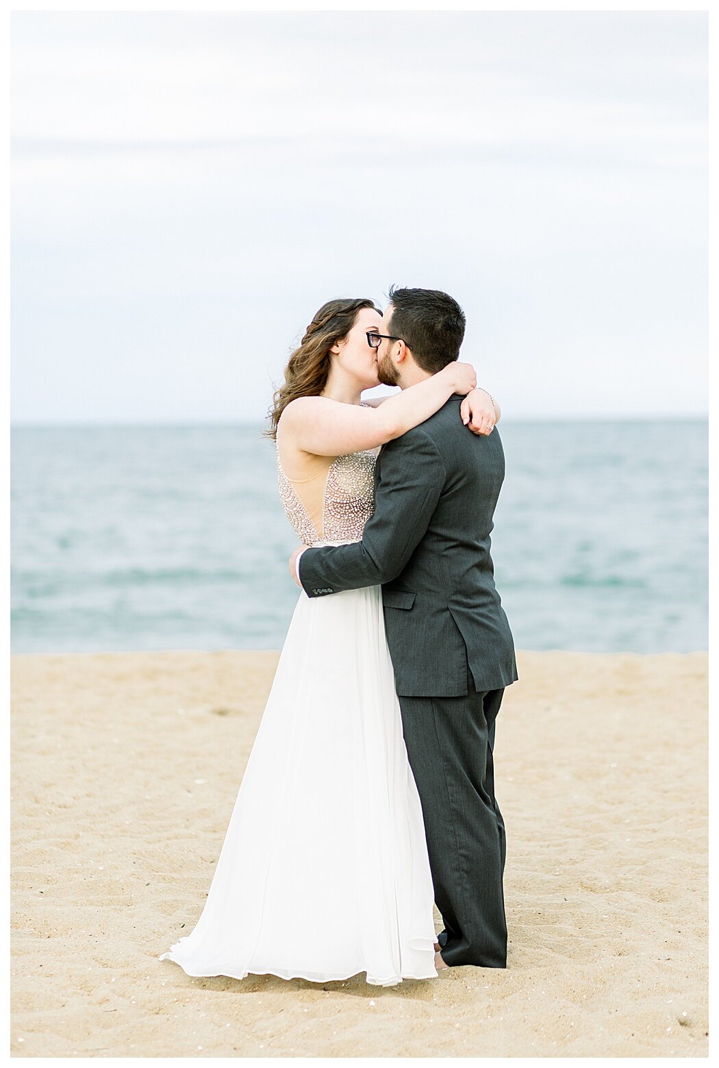sandbridge-beach-elopement-ceremony-3103.jpg
