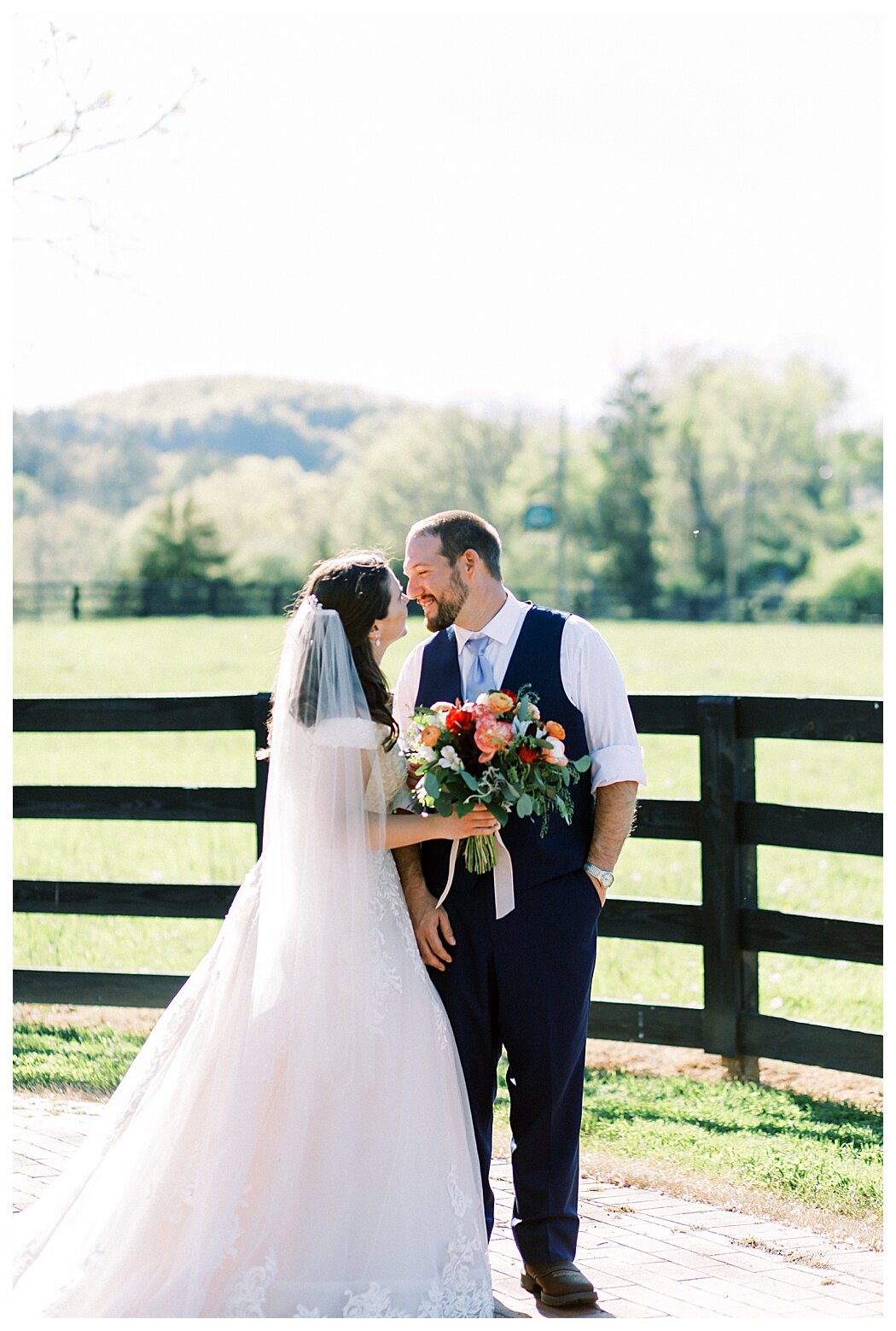 Covington-Virginia-wedding-photographers-River-Upland-Farms_3224.jpg