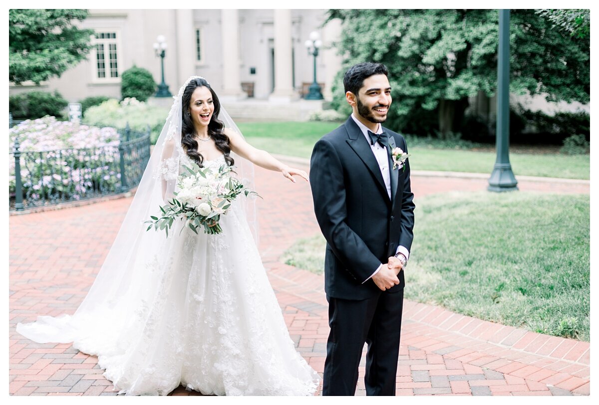 Wedding portraits at The Virginia State Capitol
