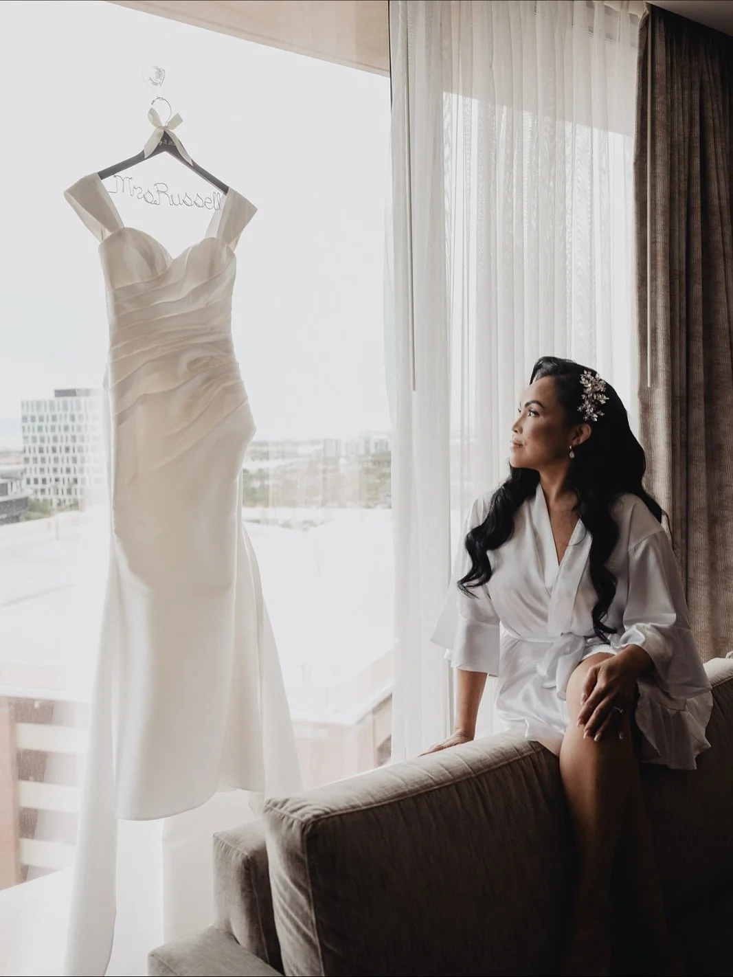 The moment she put on the dress, everything else faded. Effortless, radiant, and completely her, just the way every bride should feel! 🩷

Vendor Team:
Event Planner: @gracefulgatheringslv 
Venue: @redrockcasino @redrockresortevents 
Photography/Vide