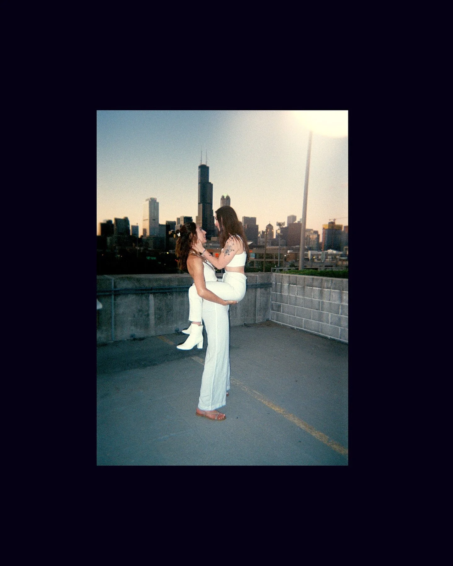 Haley + Amanda’s Chicago Rooftop Double Proposal shot on film- can’t believe it’s almost been 3 years since š«¶š¼
