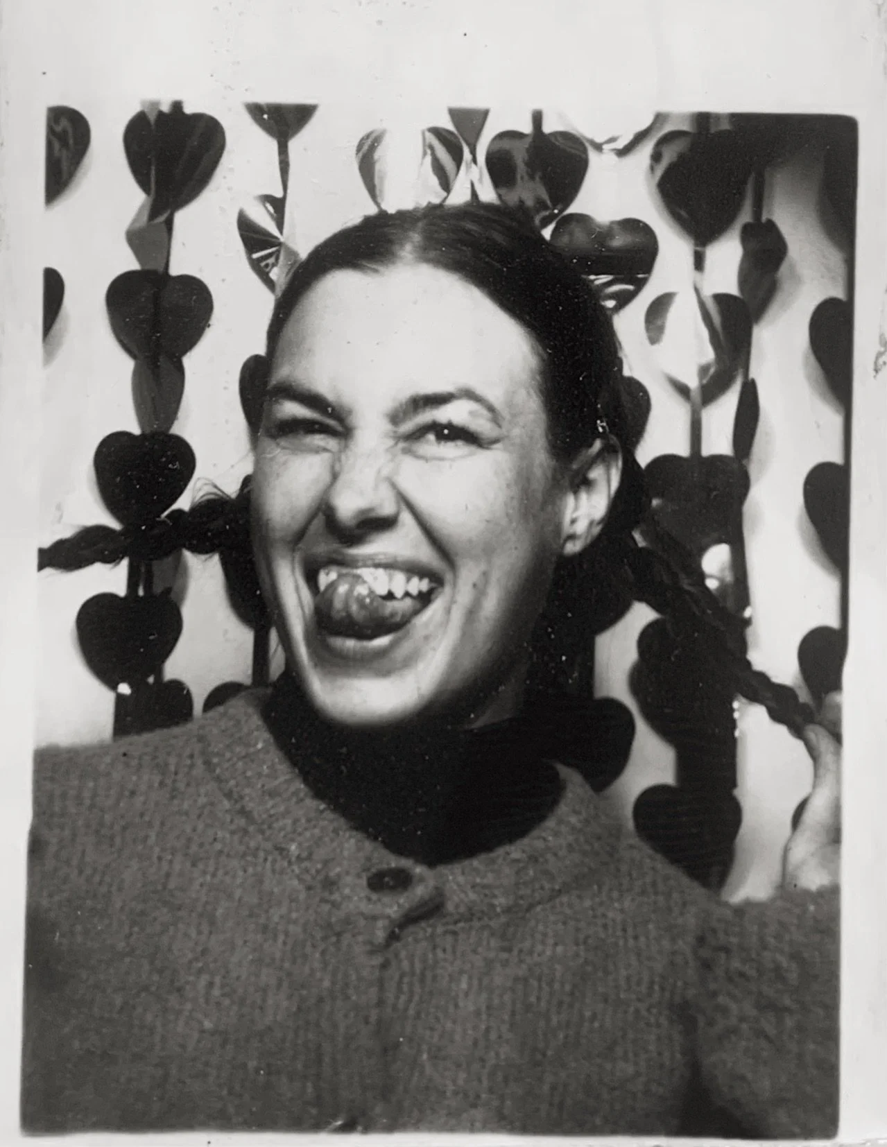 It&rsquo;s Aries szn!! (My sun sign) aka astrological new year aka spring is coming- aka wedding szn is almost upon us ❤️&zwj;🔥 SO XCITED FOR ALL TO COME!!! ALSO- I can&rsquo;t stop singing this song so i hope it gets stuck in your head too!😙 Pics 