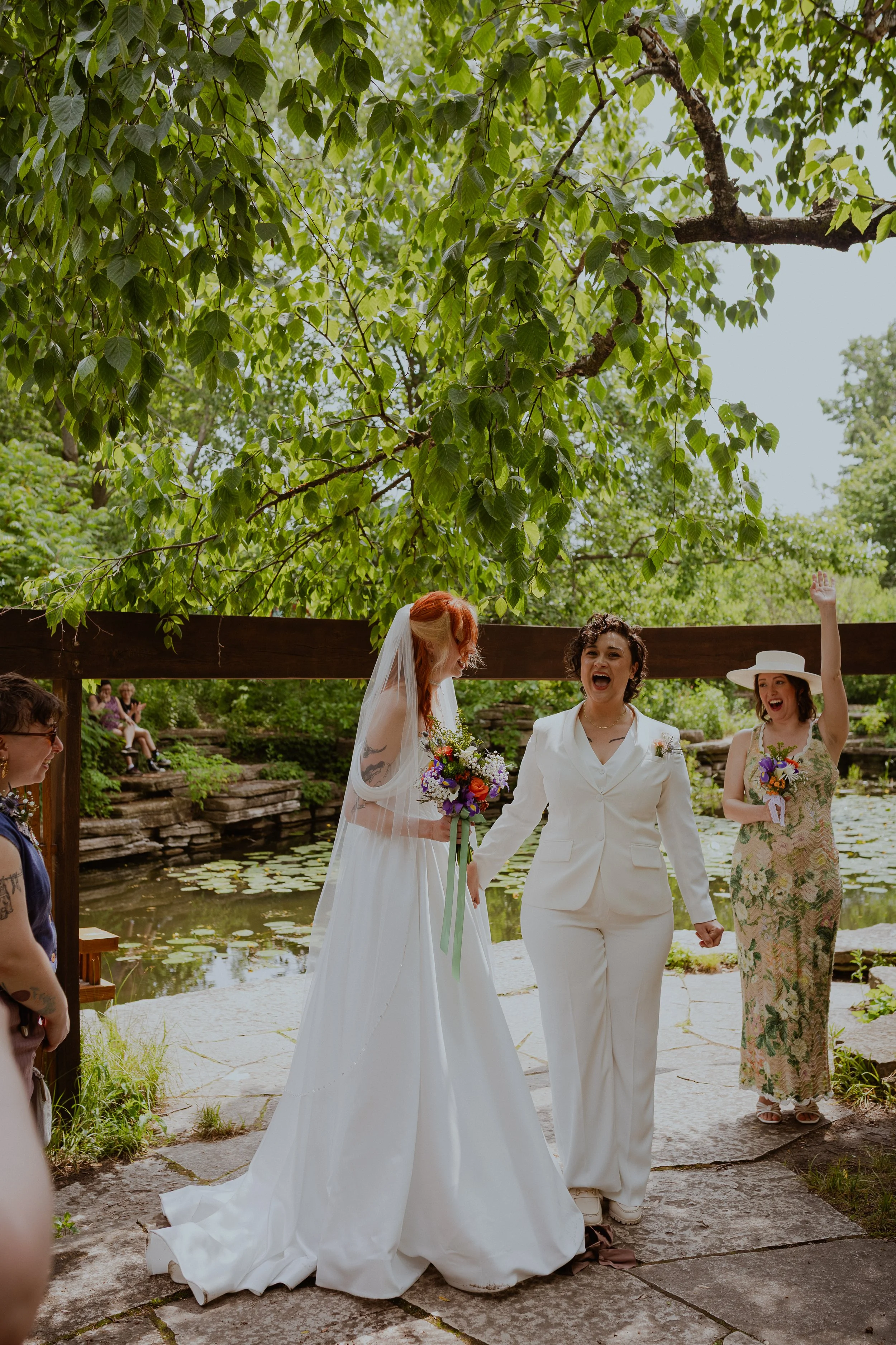 Phoebe+Adelle.Chicago.LilyPool.Wedding.Ttolbphotog-240.jpg