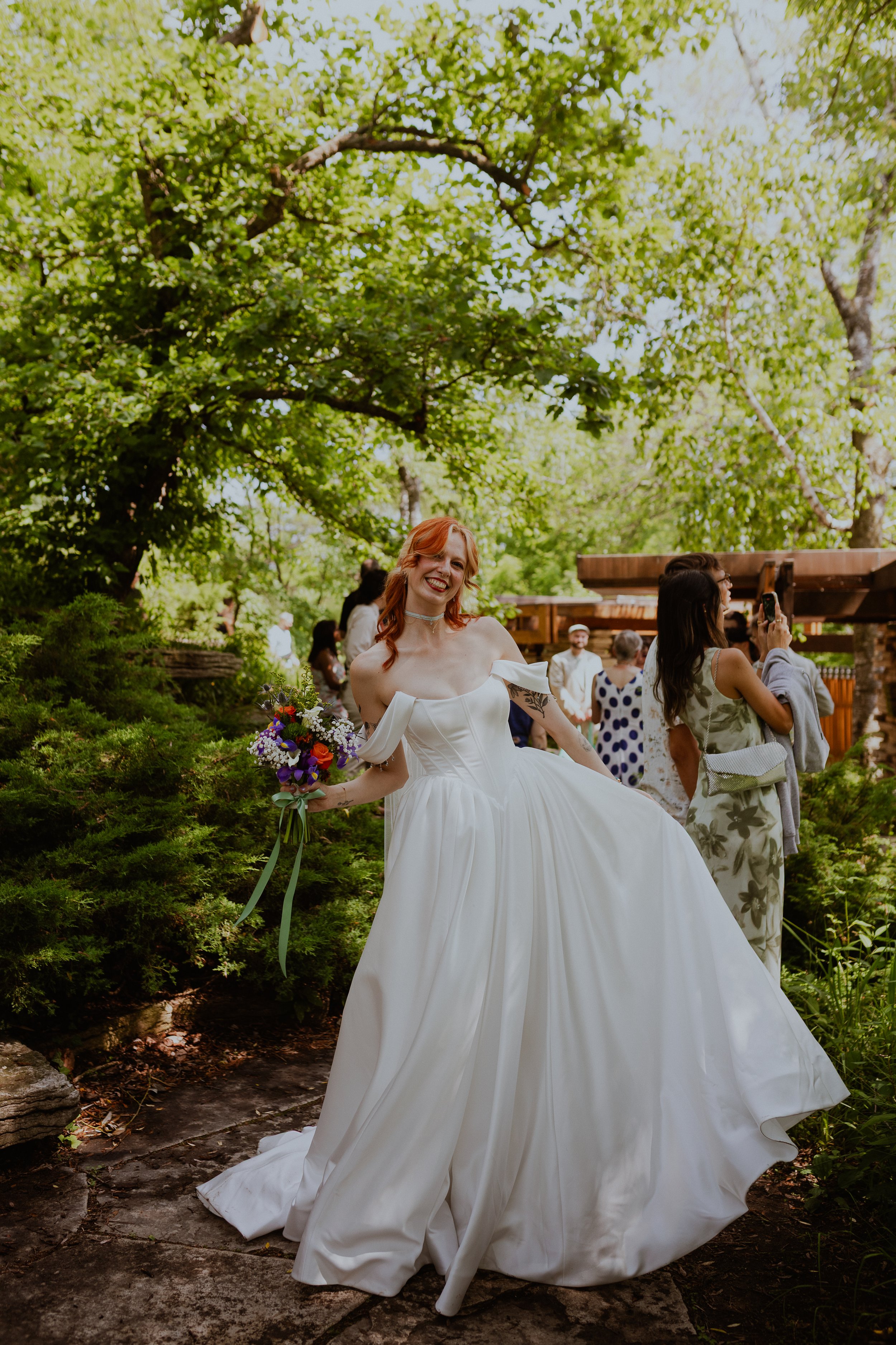 Phoebe+Adelle.Chicago.LilyPool.Wedding.Ttolbphotog-25.jpg