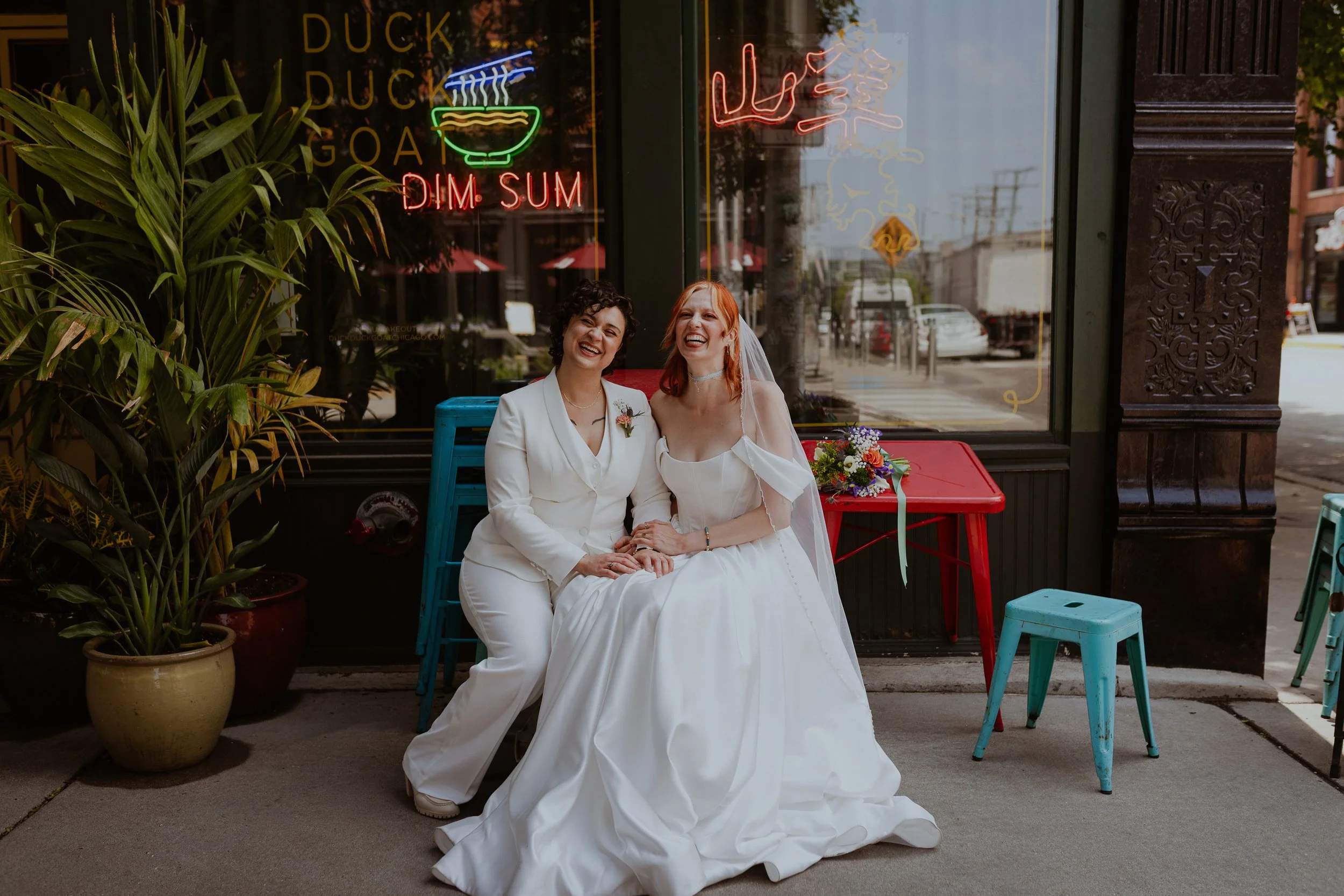 Phoebe+Adelle.Chicago.LilyPool.Wedding.Ttolbphotog-908.jpg