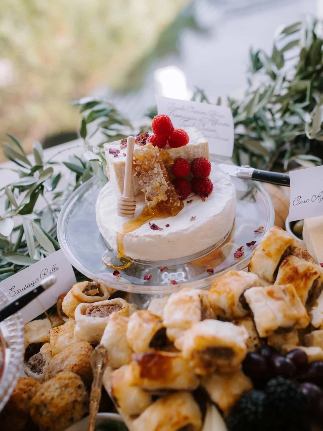 It&rsquo;s a privilege to be a part of couples special days and milestone. This beautiful Halal, Gluten and Nut free grazing spread was from a year ago.
Photos provided by the beautiful bride @michette.w