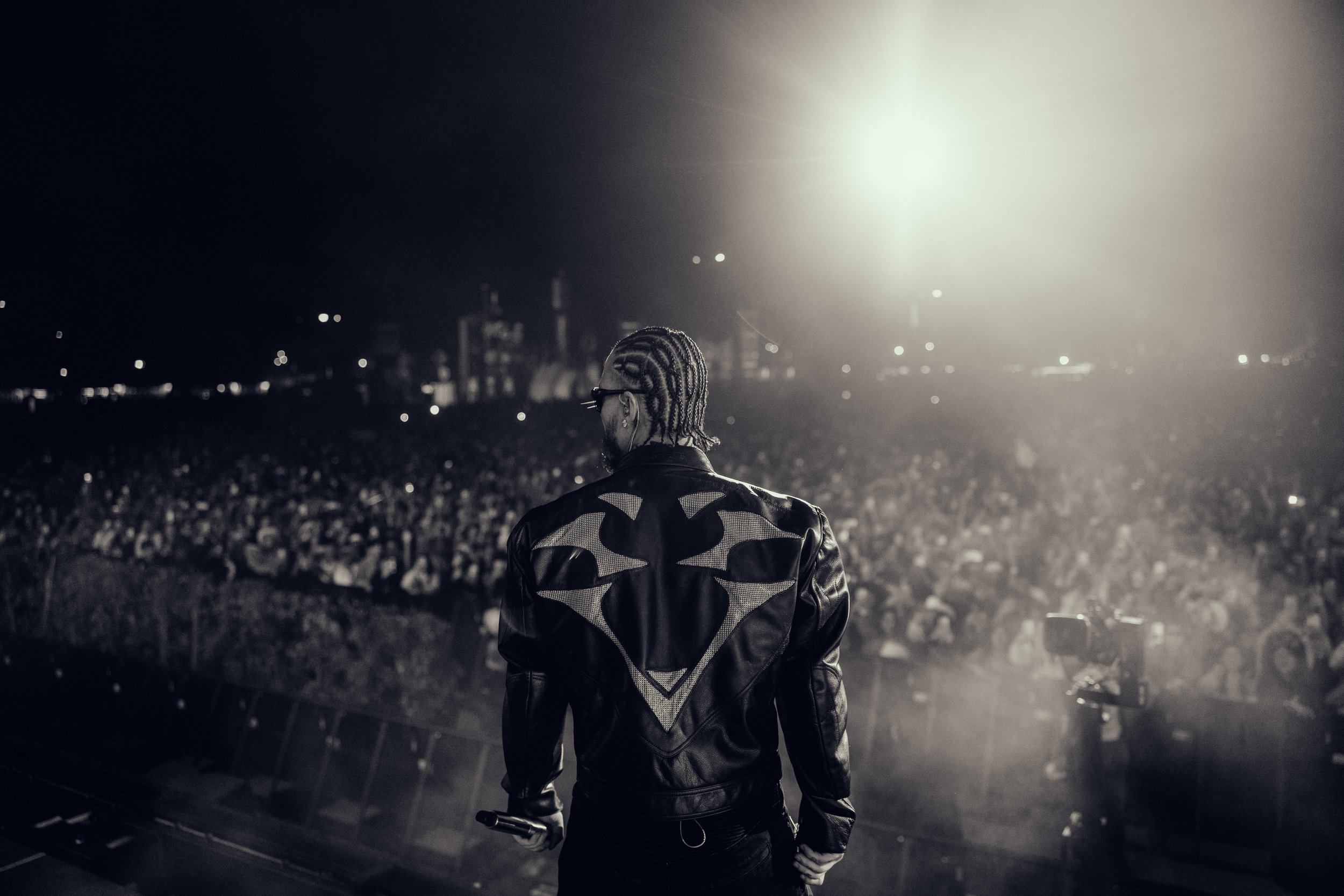JBalvin_CoachellaW1_@davemalave_04.jpg