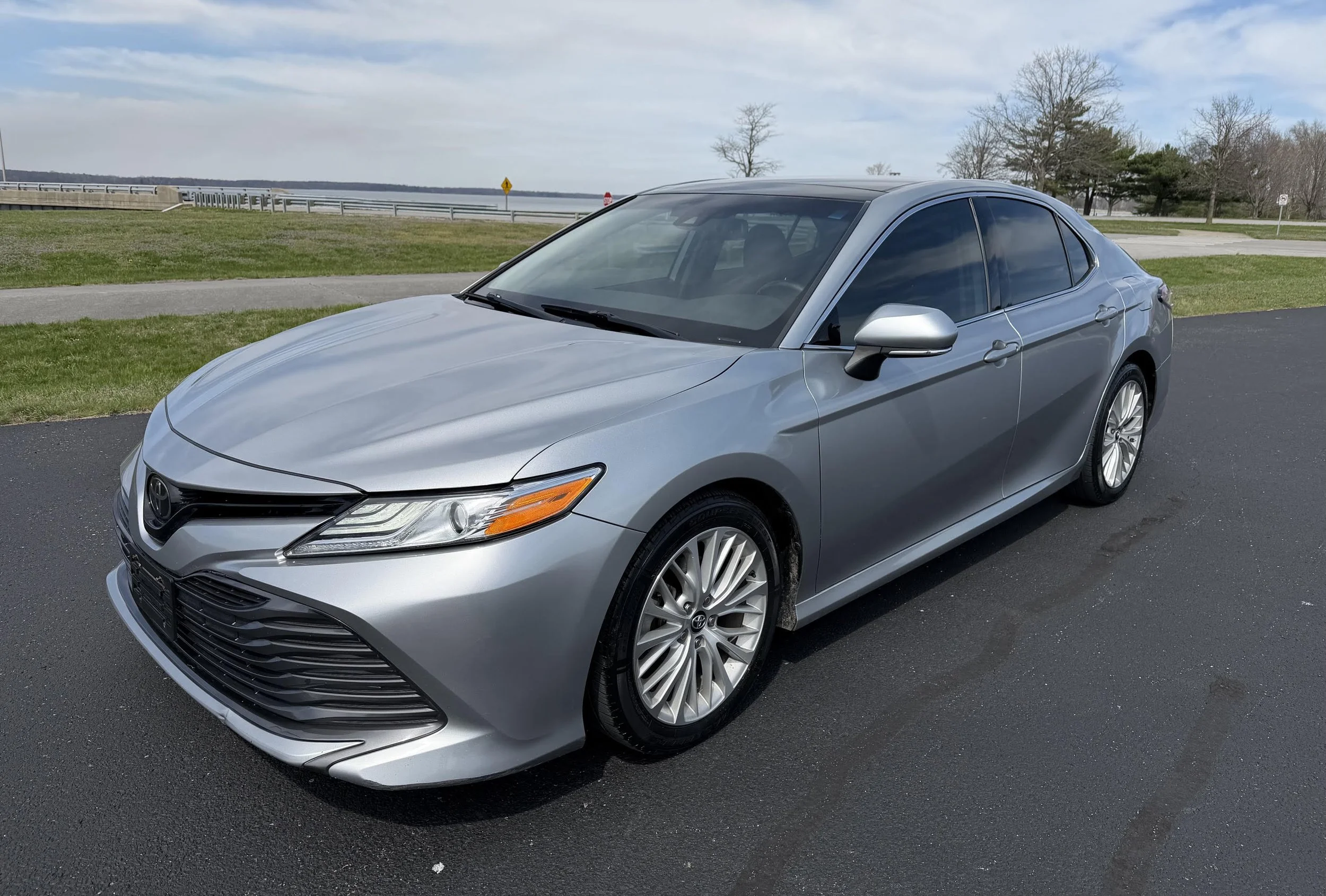 2019 toyota camry 2.jpg