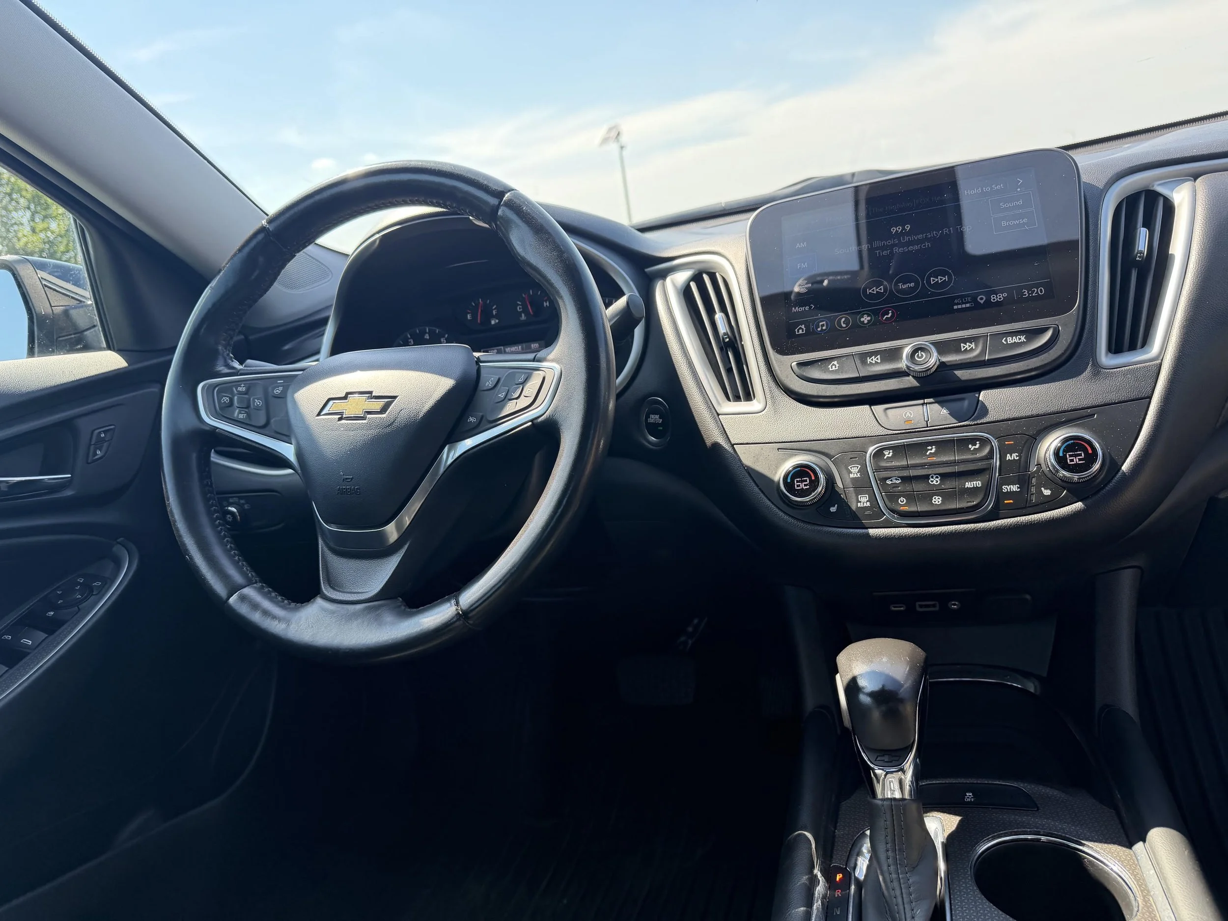 2022 chevy malibu 9.jpg