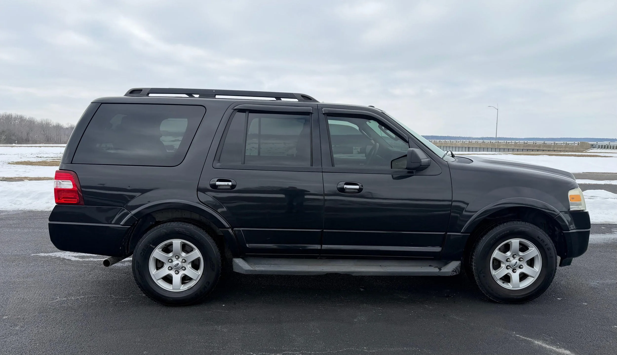 2010 Ford Expedition 7.jpg