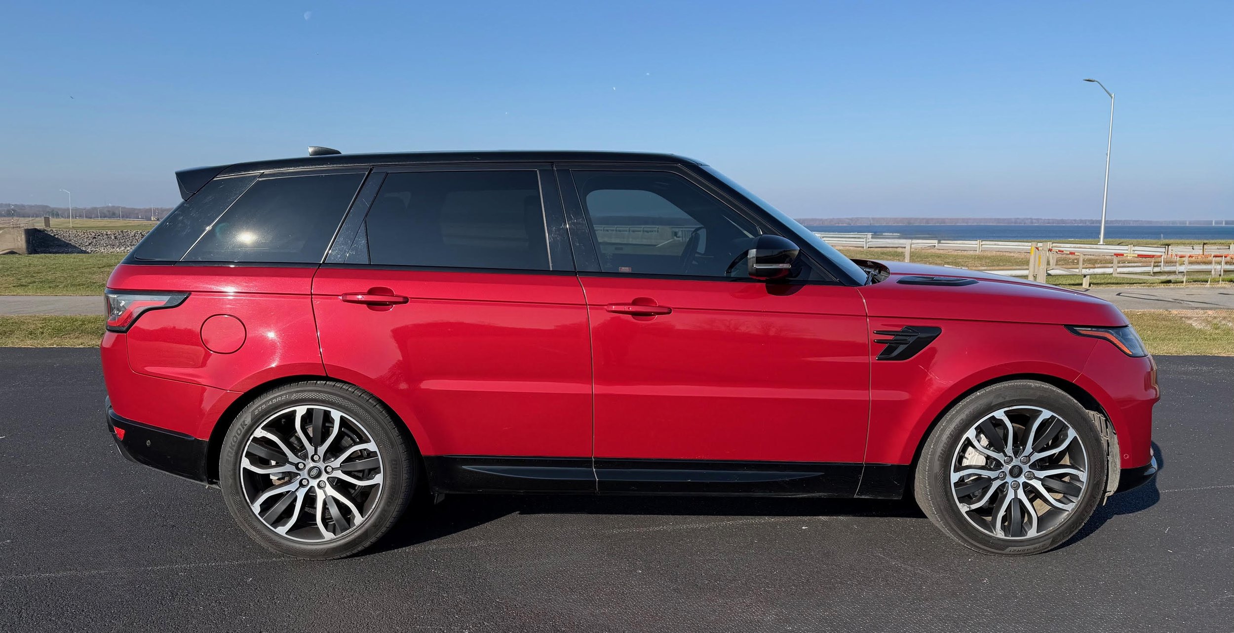2018 Land Rover Range Rover.jpg
