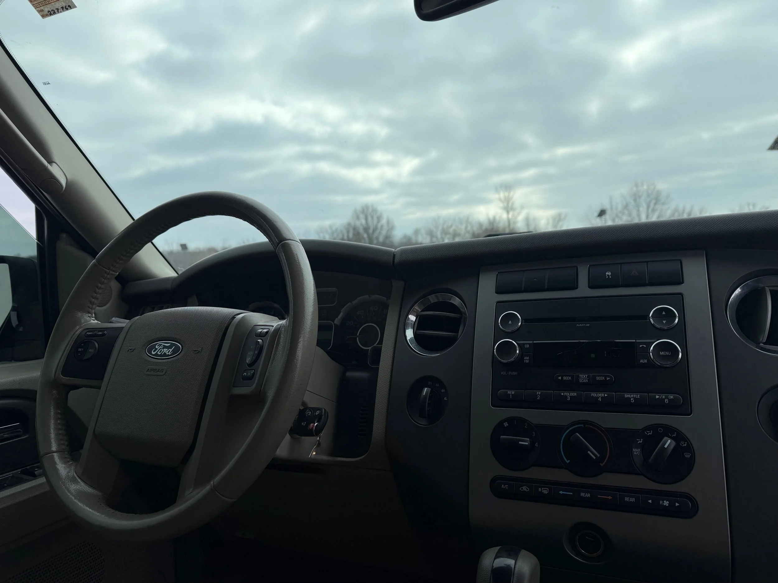 2010 Ford Expedition 4.jpg