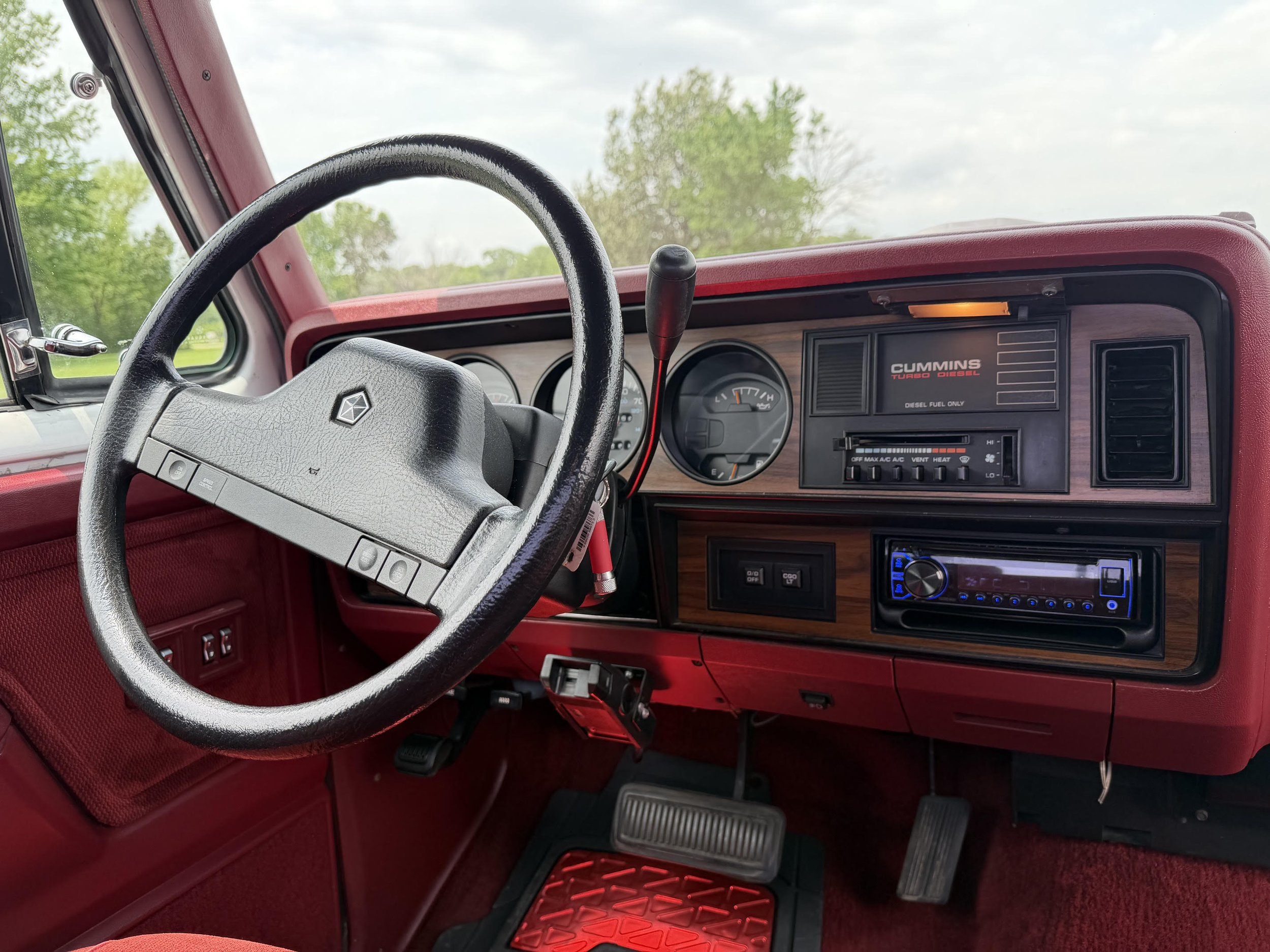 1991 Dodge Ram D250.jpg