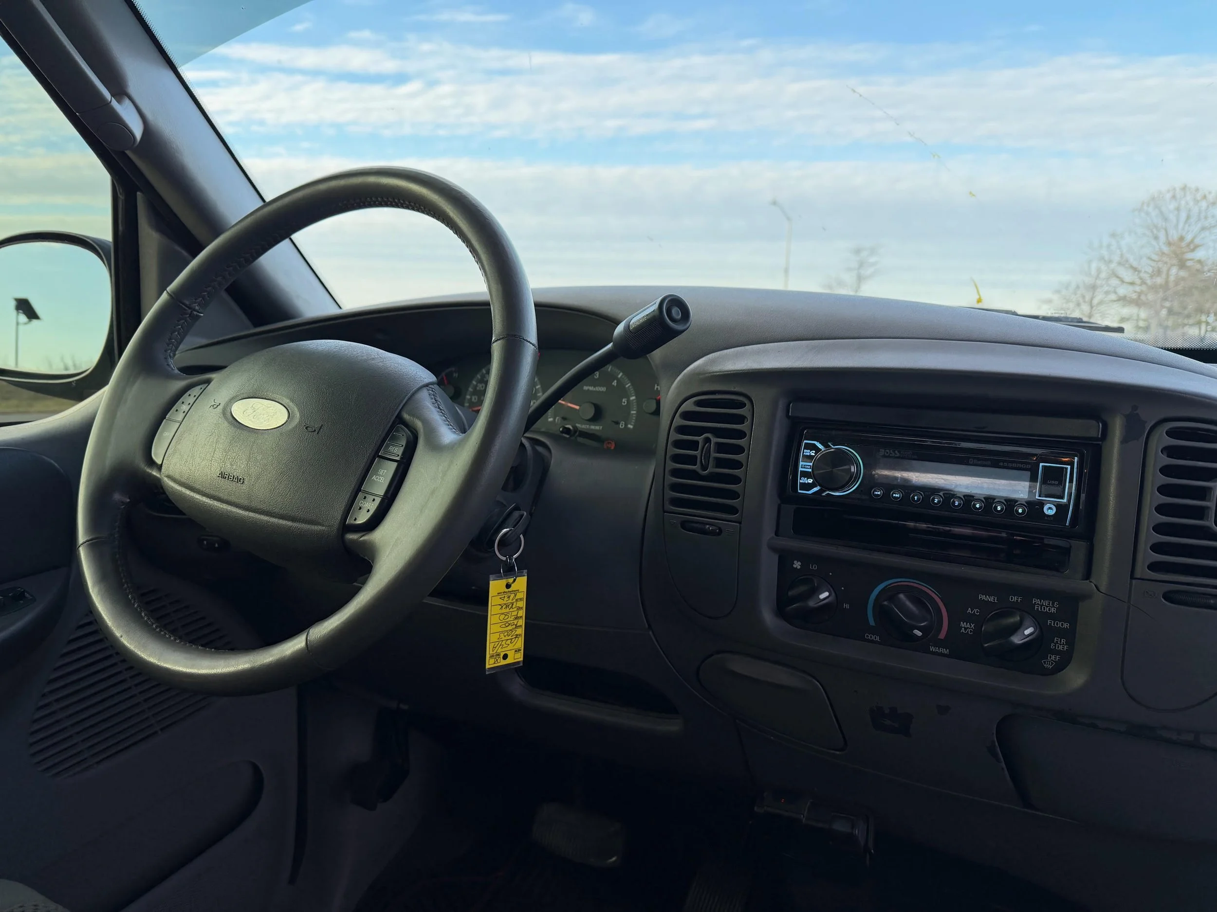 2003 Ford F150 red 8.jpg