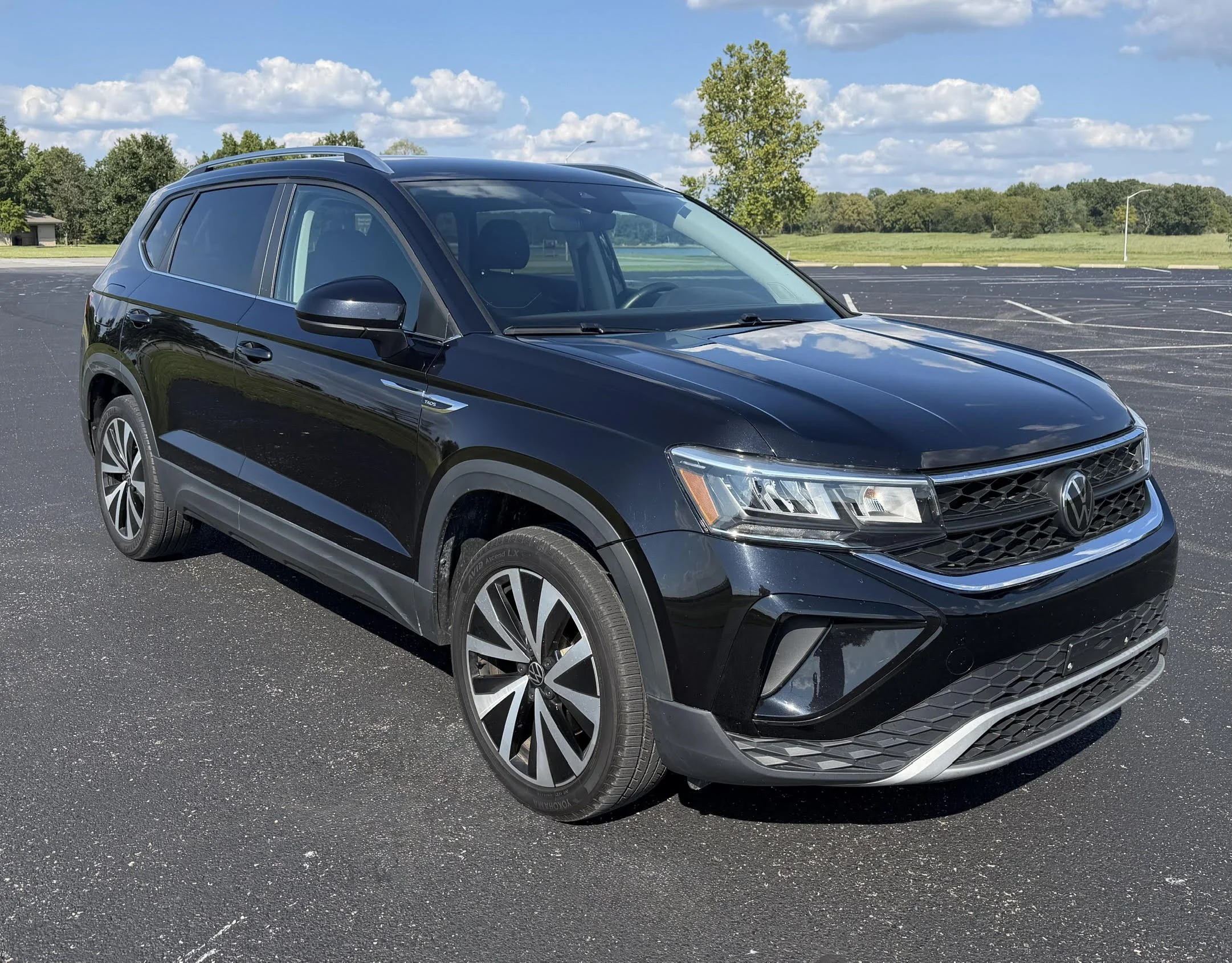 2024 Volkswagen Taos 2.jpg