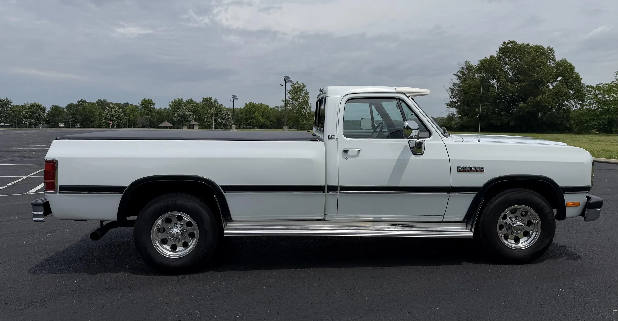 1991 Dodge Ram D250 9.jpg
