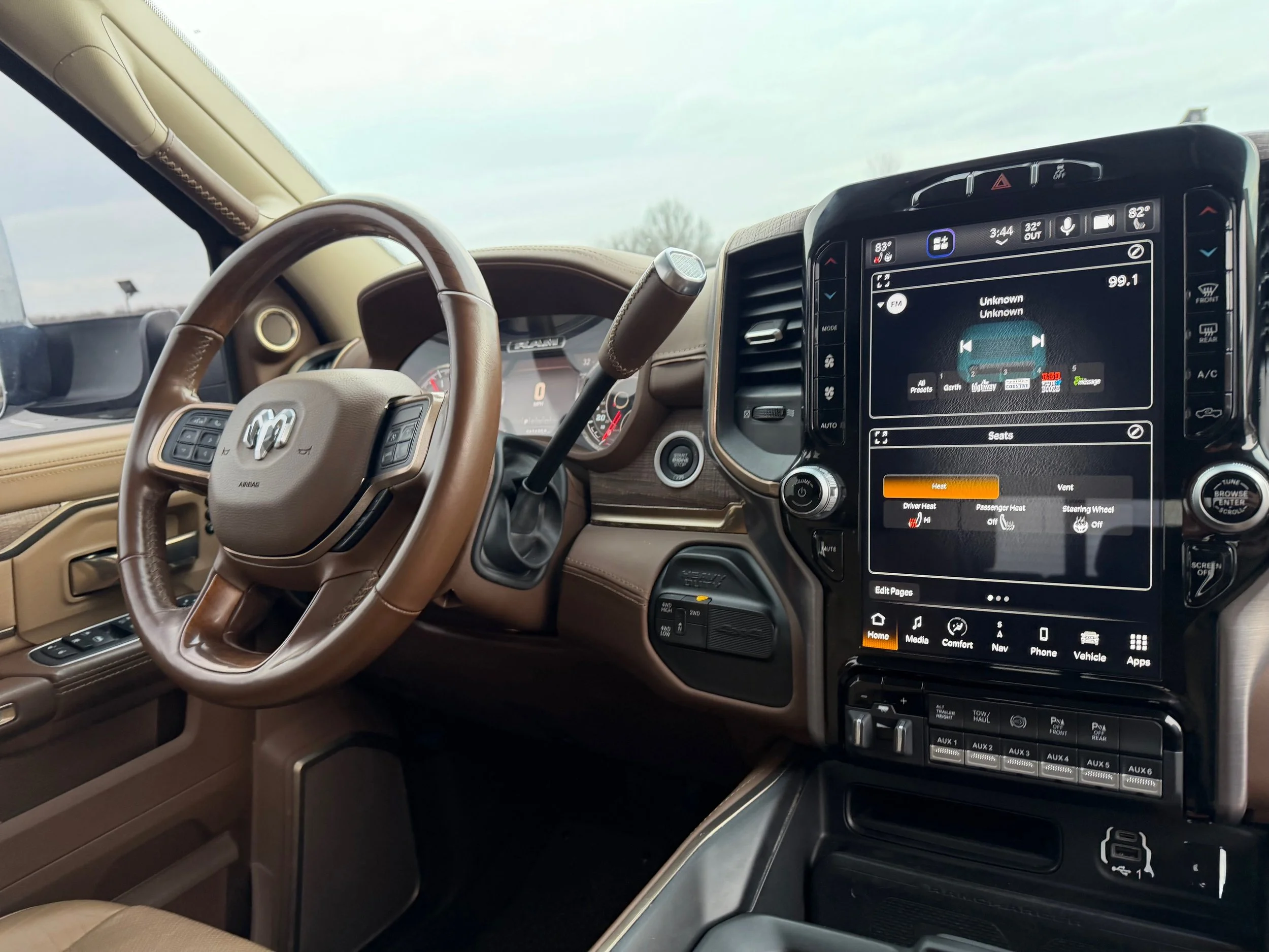 2022 ram 3500  12.jpeg