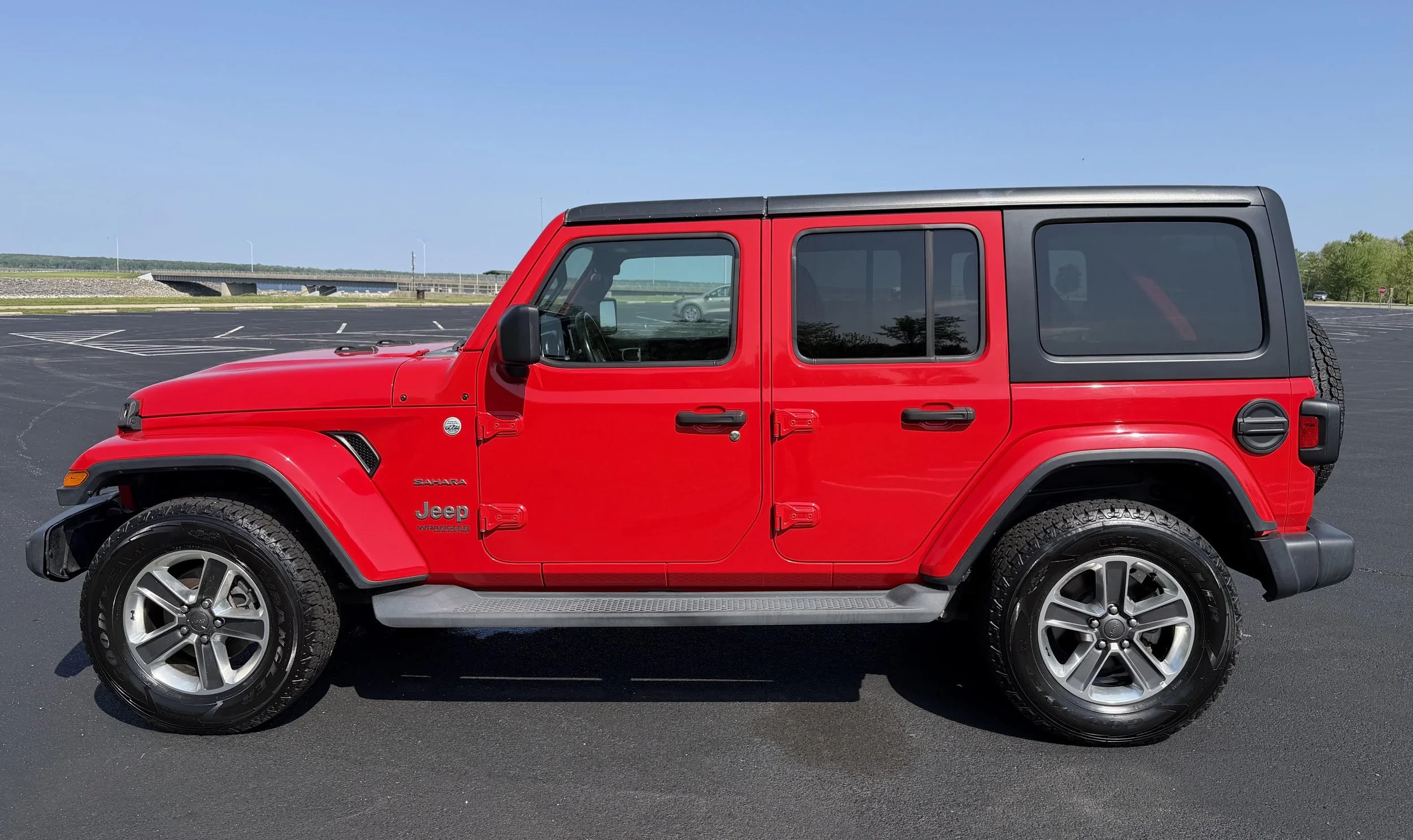 2019 Jeep wrangler red 4.jpg