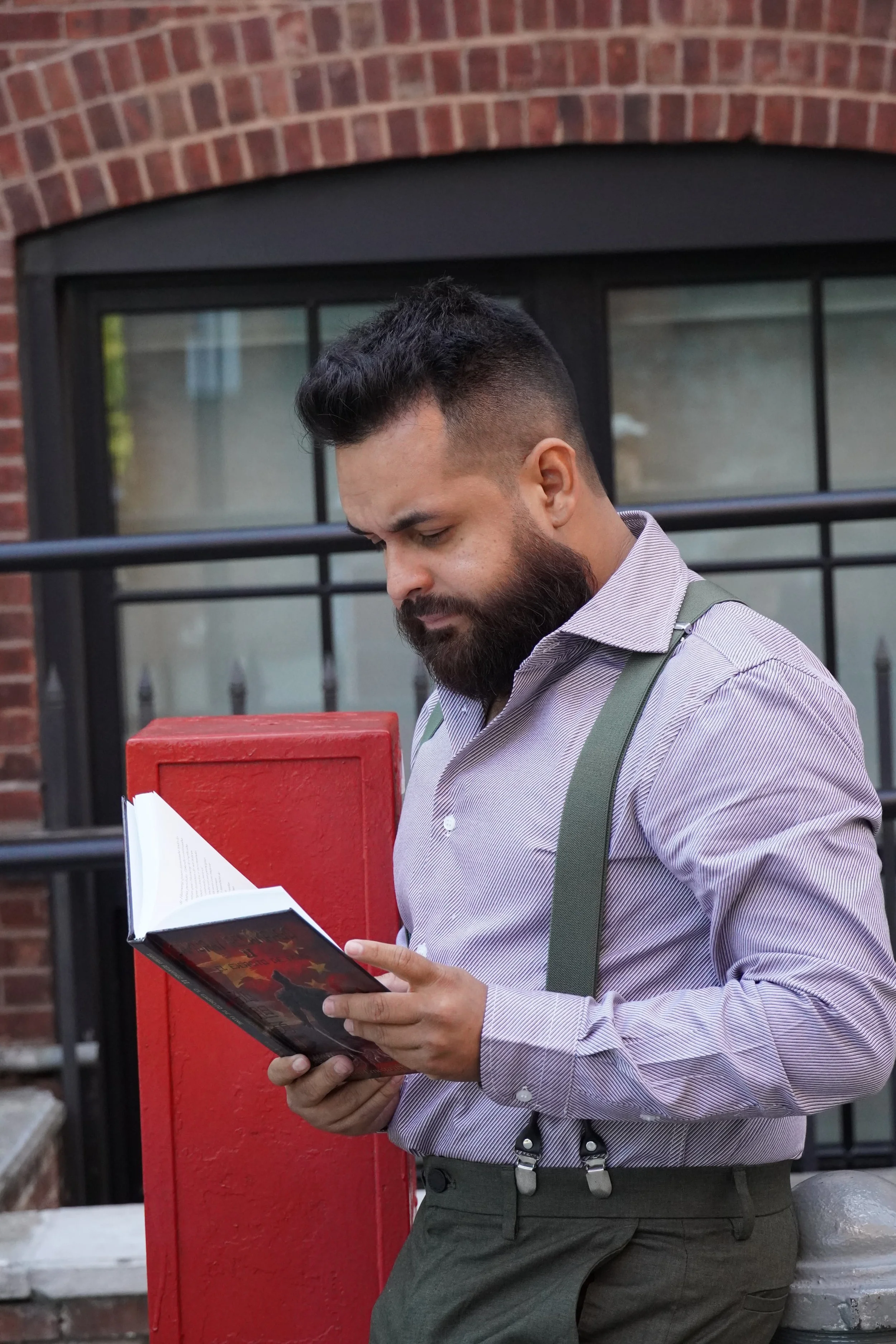 Soy un escritor Venezolano.