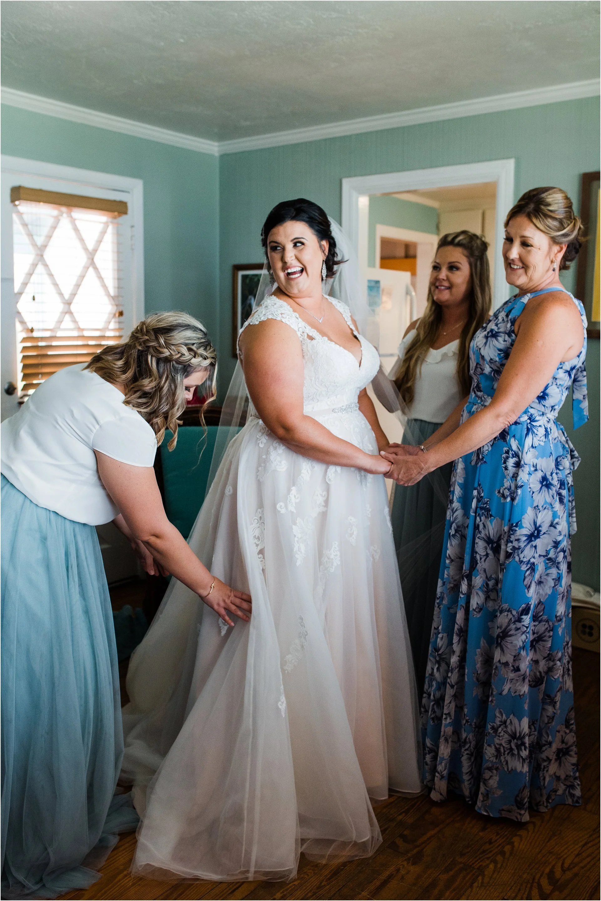 Mr & Mrs Tomney  (111).jpg