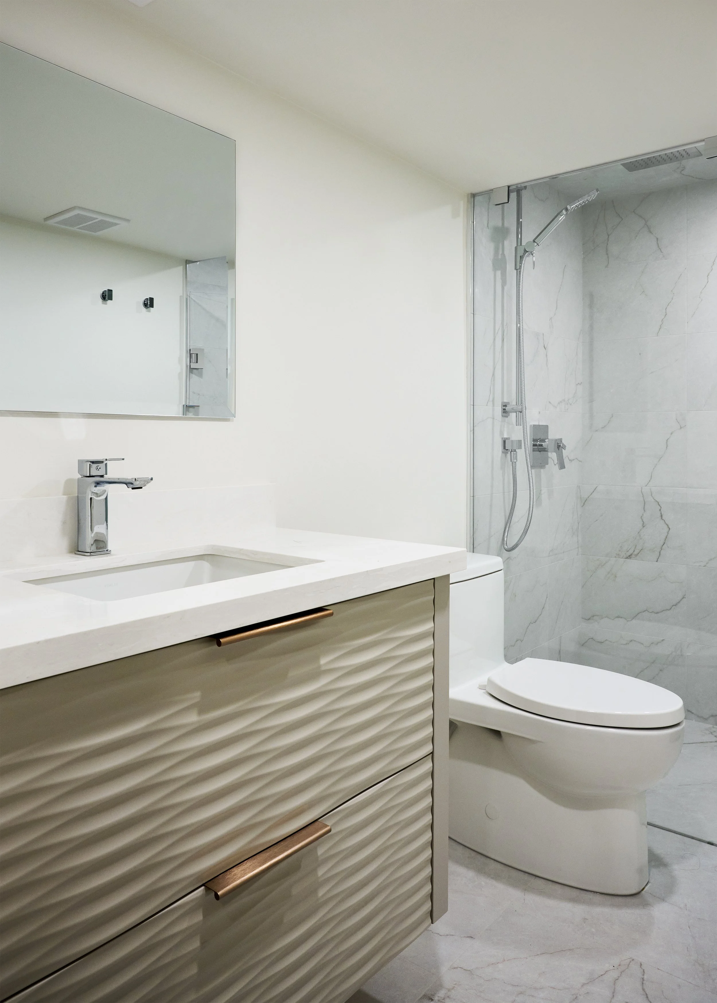 RayneInterior_Bathroom08.jpg